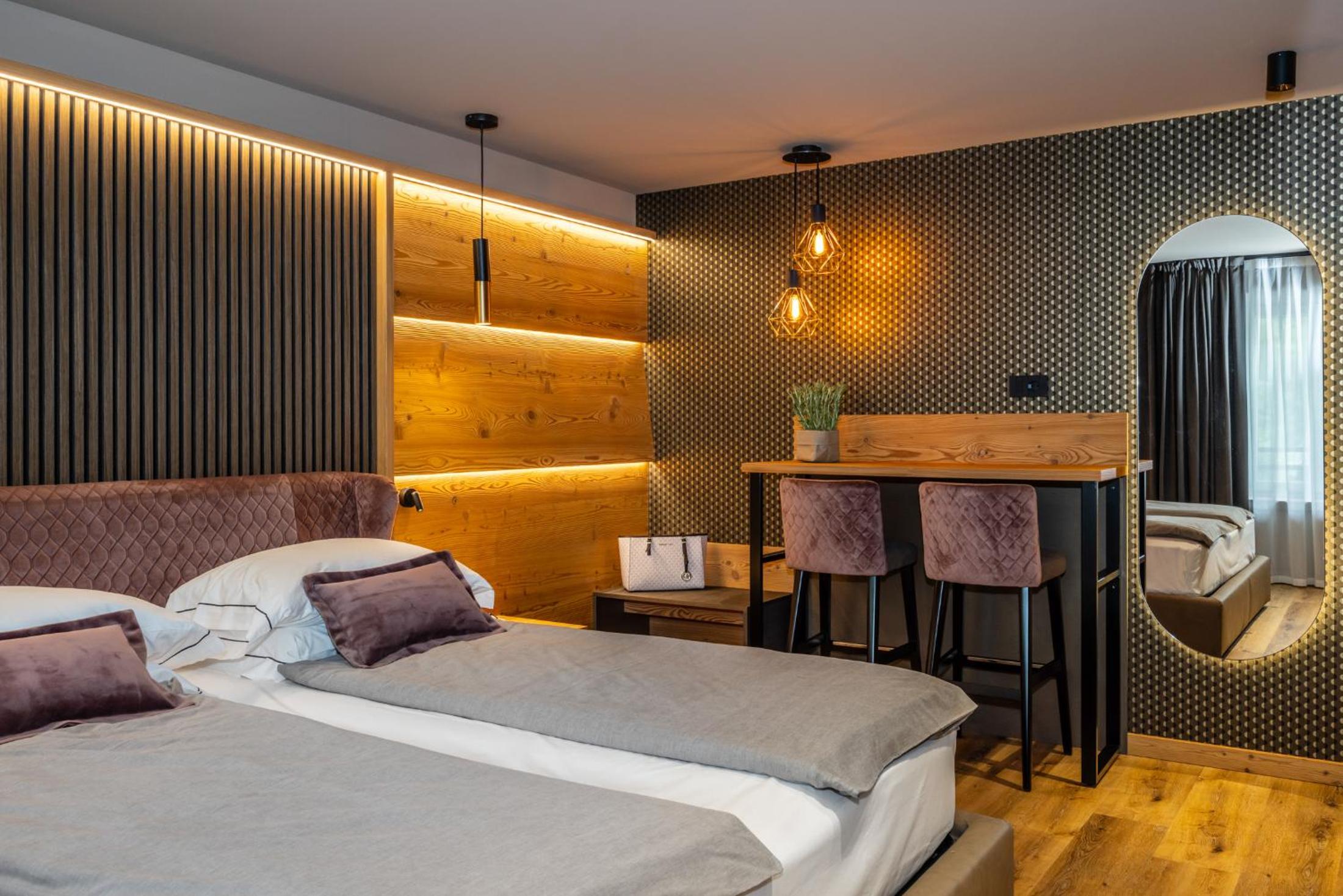 Suite with Sauna - Photo 1
