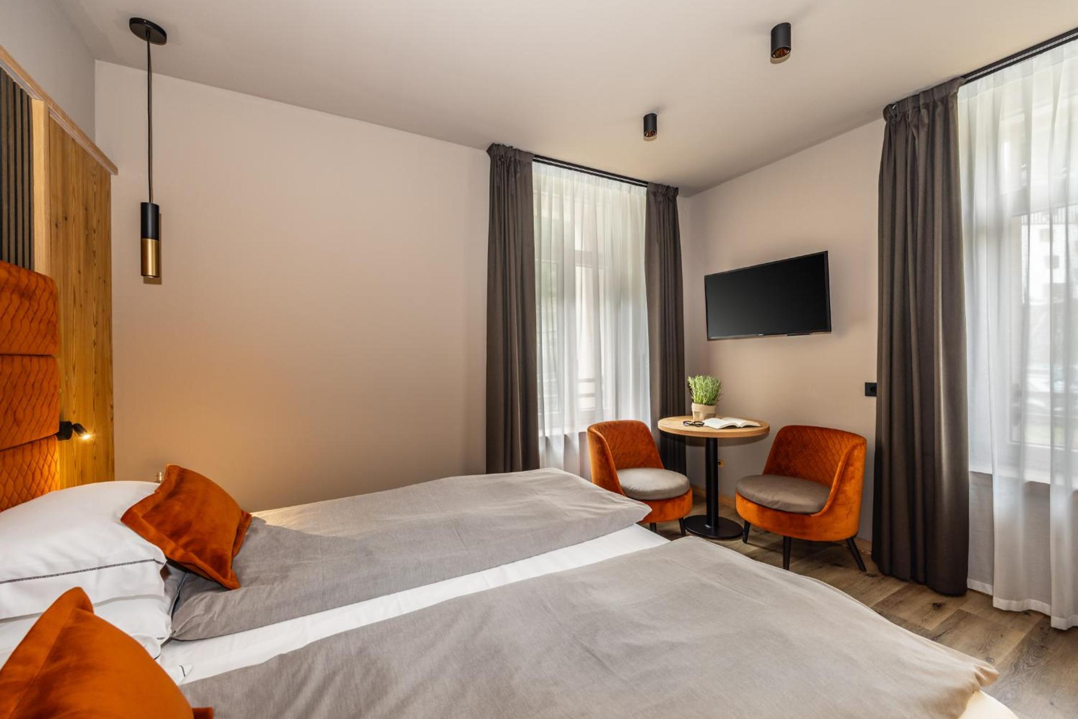 Junior Suite with Sauna - Photo 2