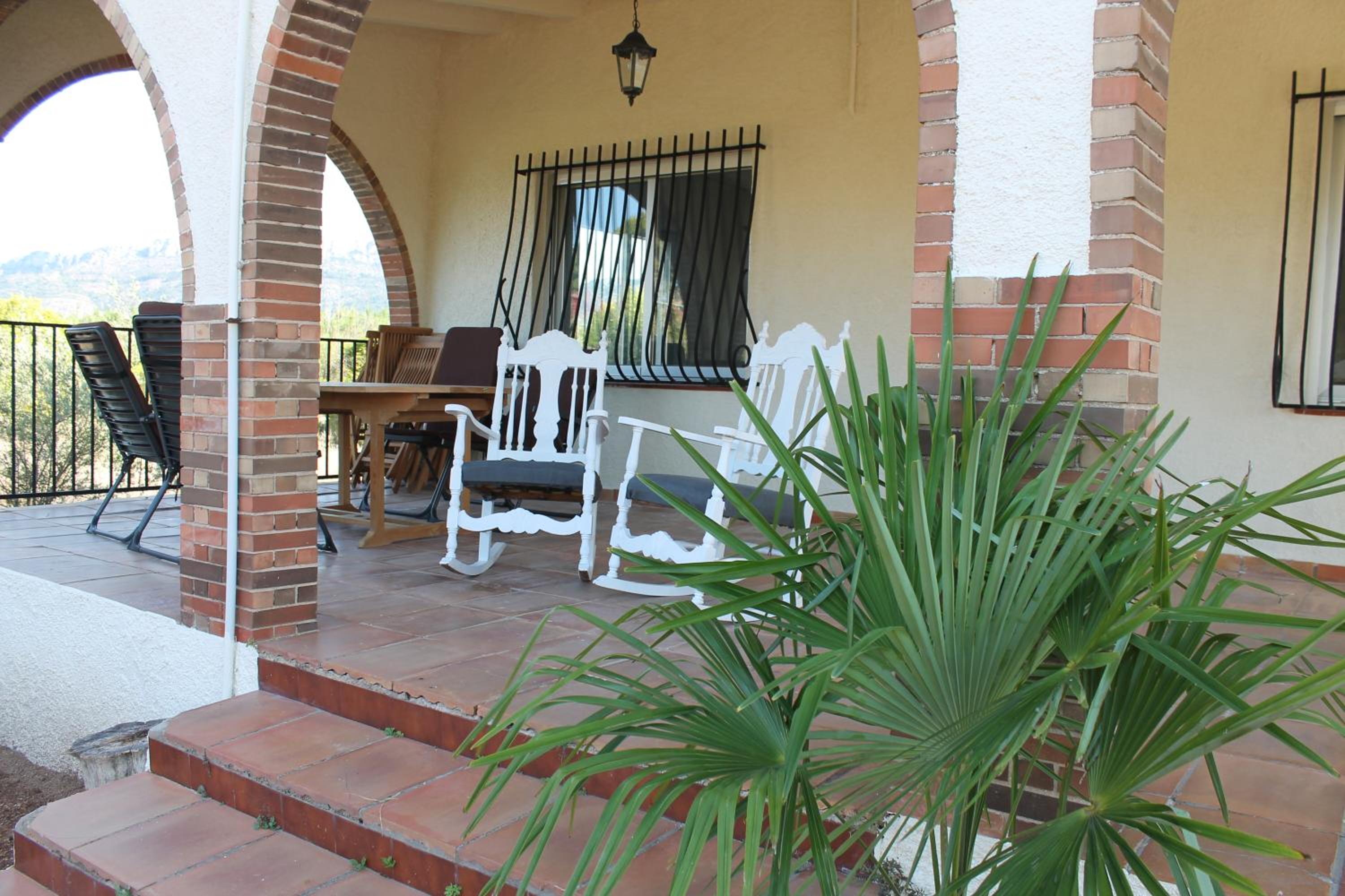 Villa photo 2