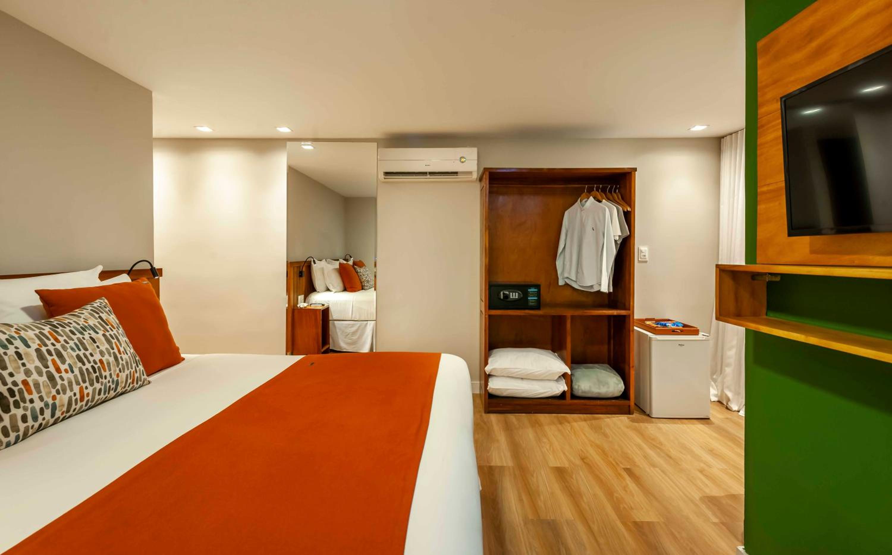 Premium Room with Spa Bath photo 2