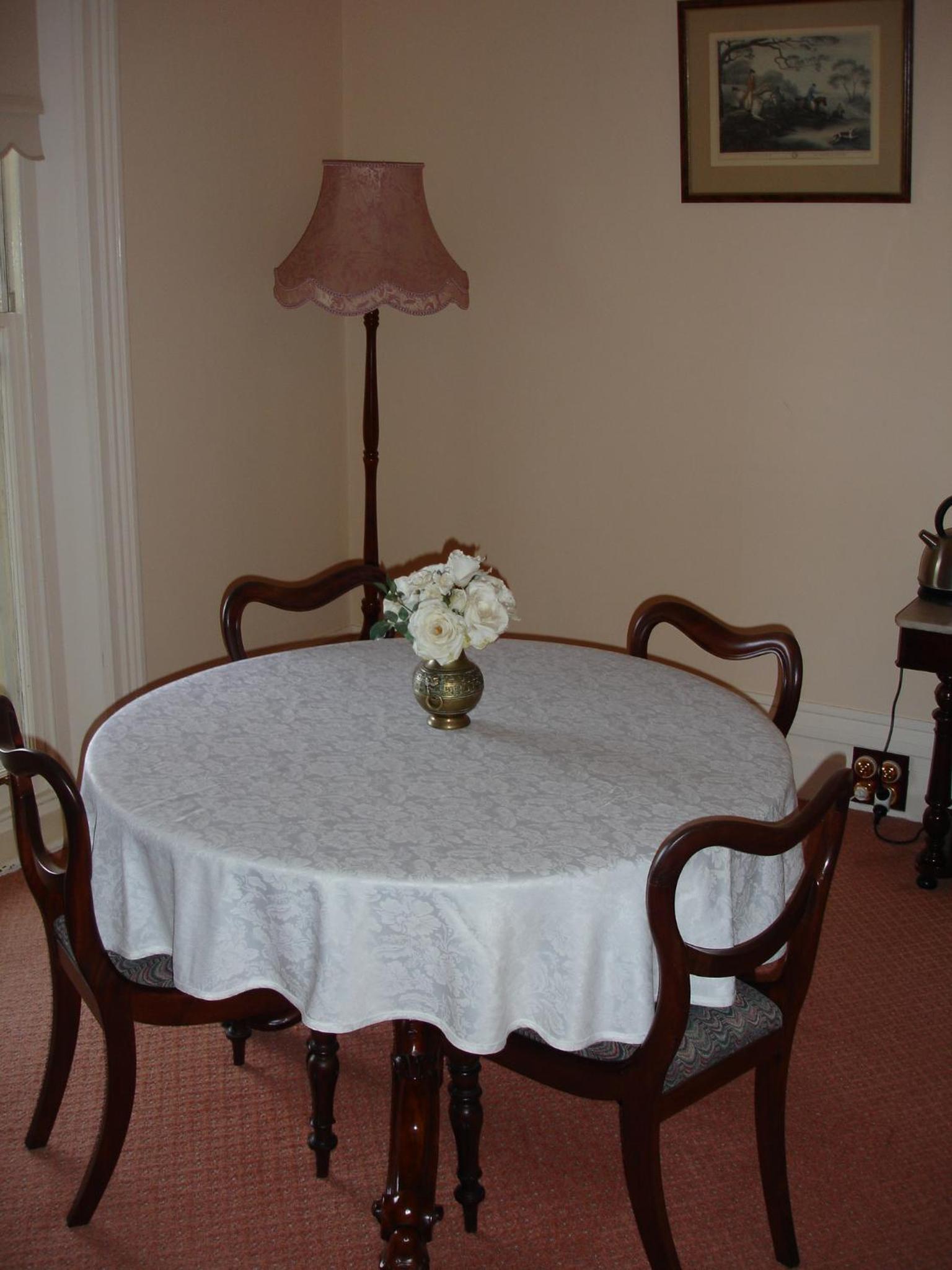 Deluxe Queen Suite photo 3