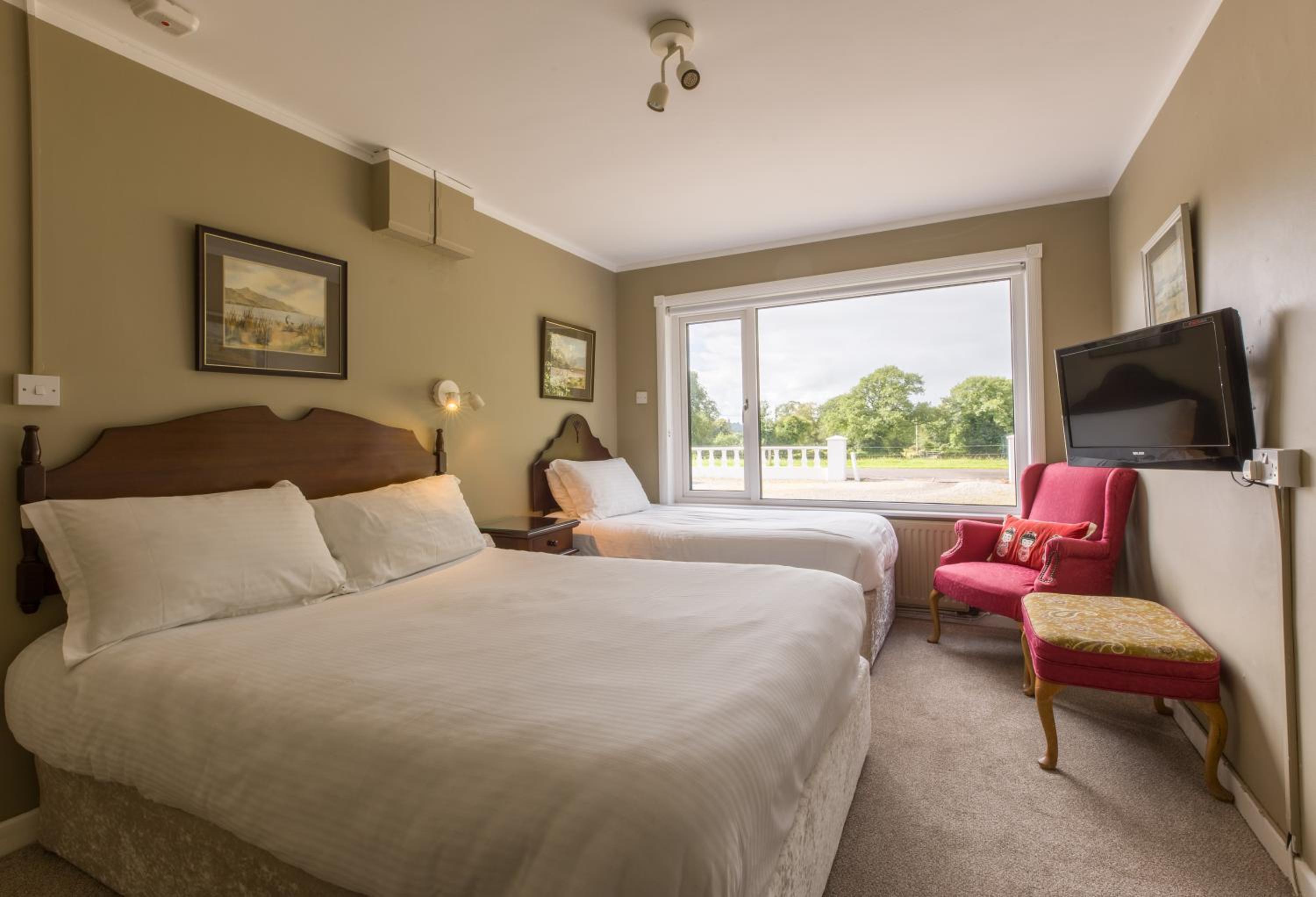 Triple Room - Photo 6