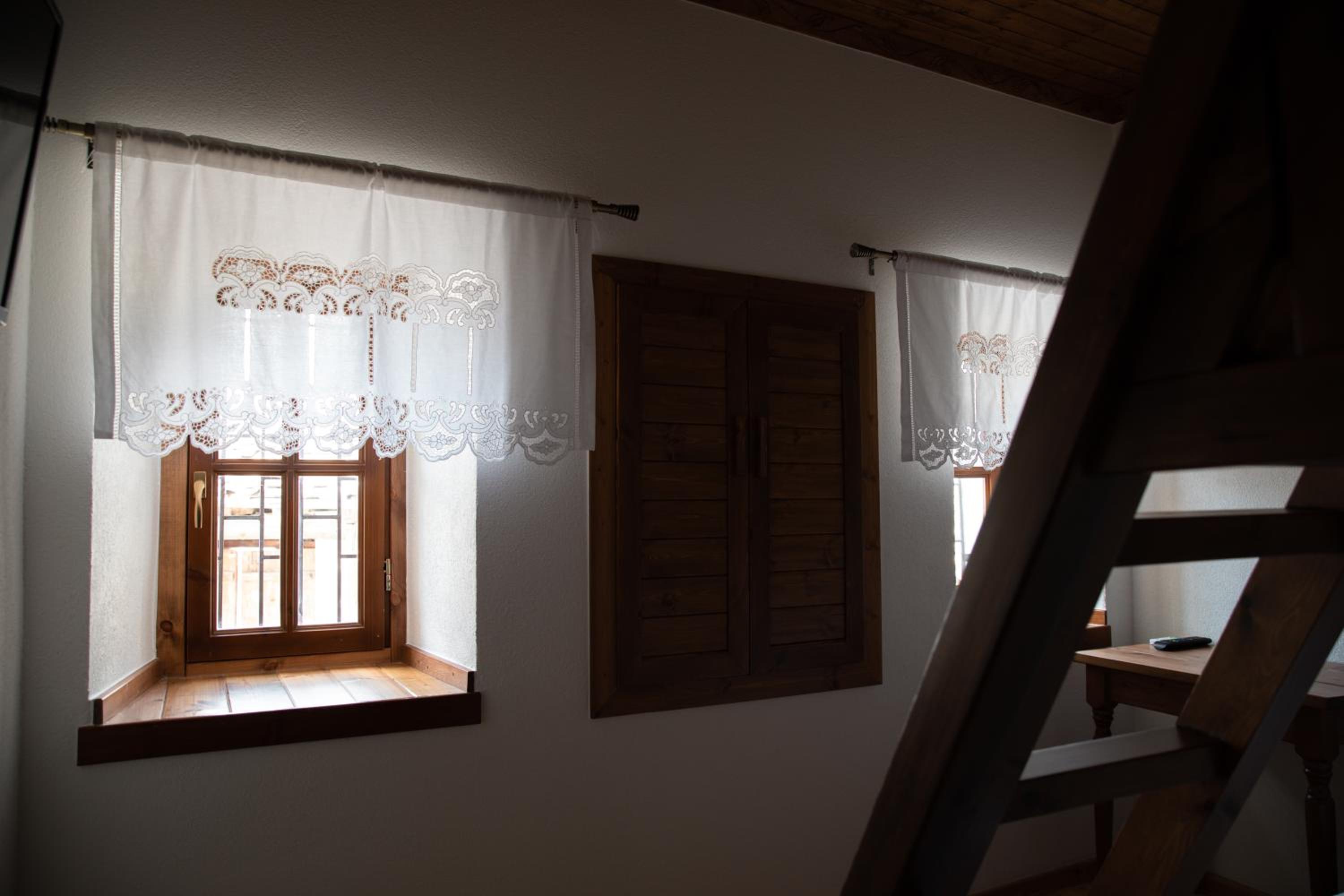 Basic Triple Room photo 1