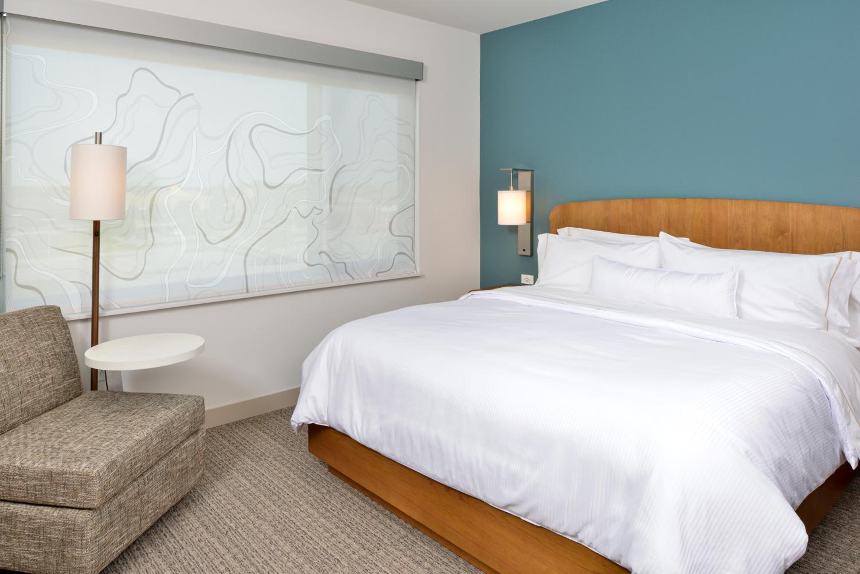 Single Room With Private Bathroom photo 3