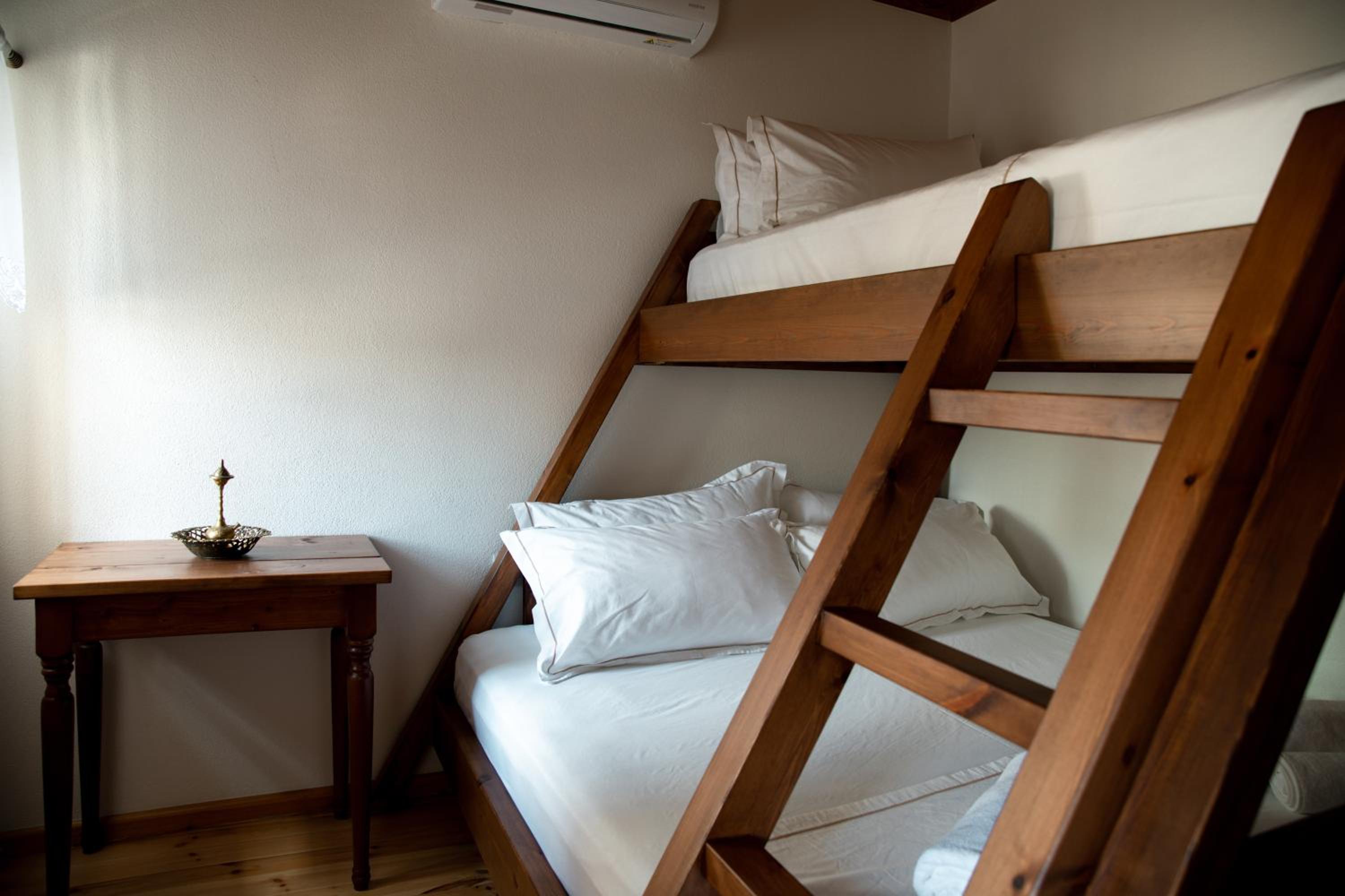 Basic Triple Room photo 2