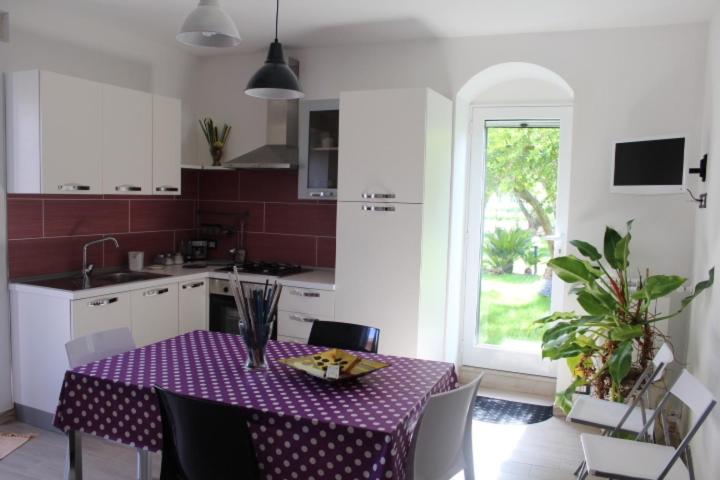Two-Bedroom House - Photo 14