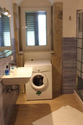 Two-Bedroom House - Photo 5