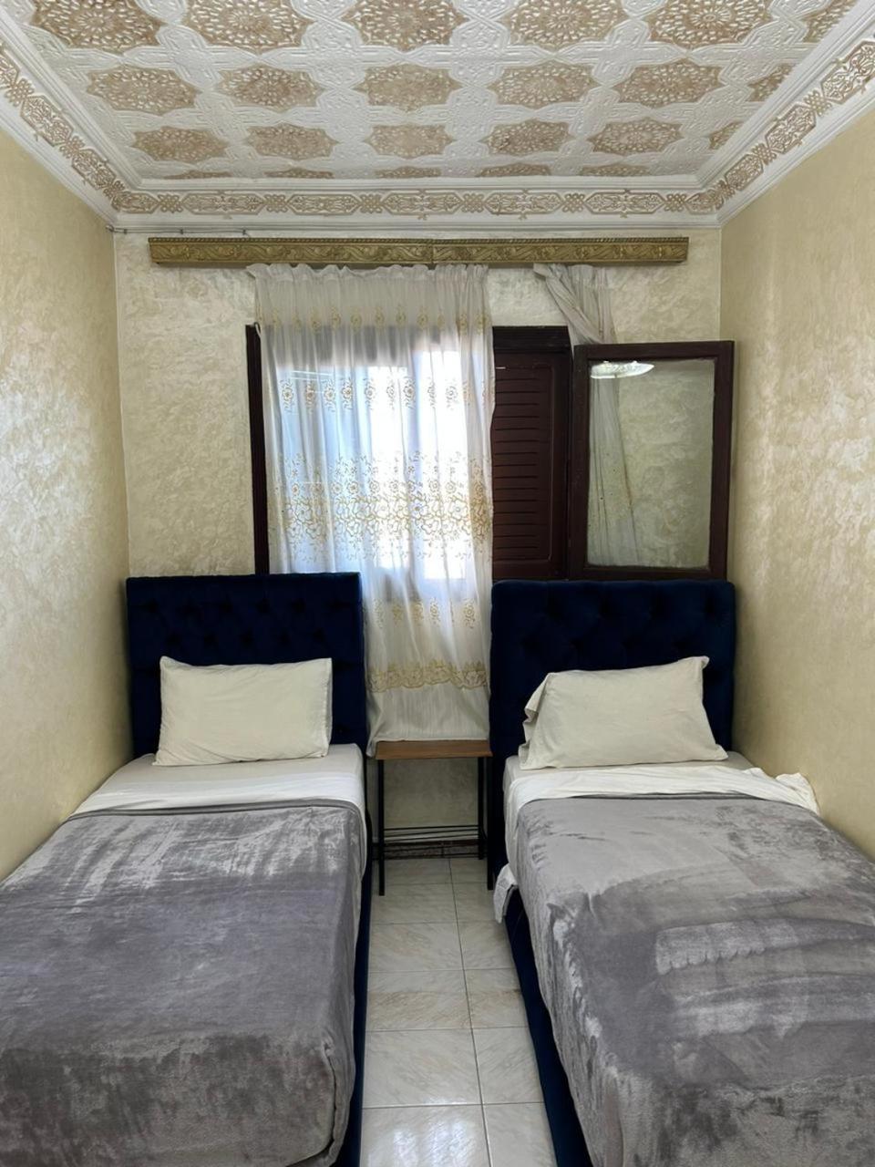 Double or Twin Room with Private Bathroom - Photo 1