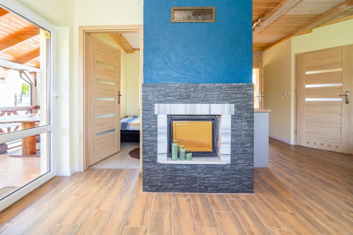 Apartment with Terrace photo 3