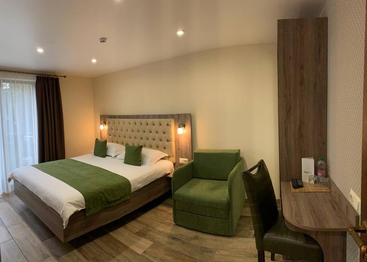 Double Room with Balcony photo 1