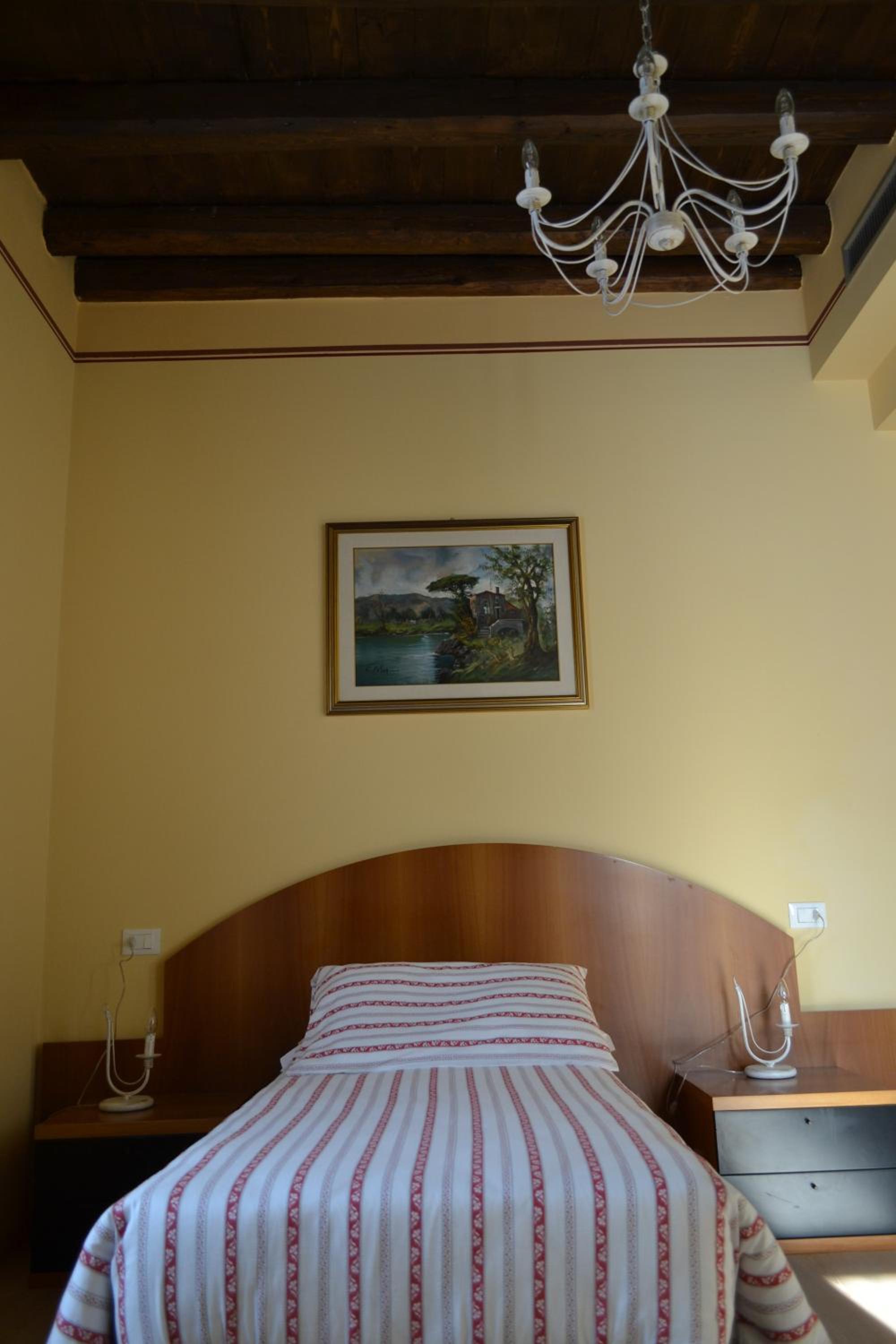 Single Room photo 1