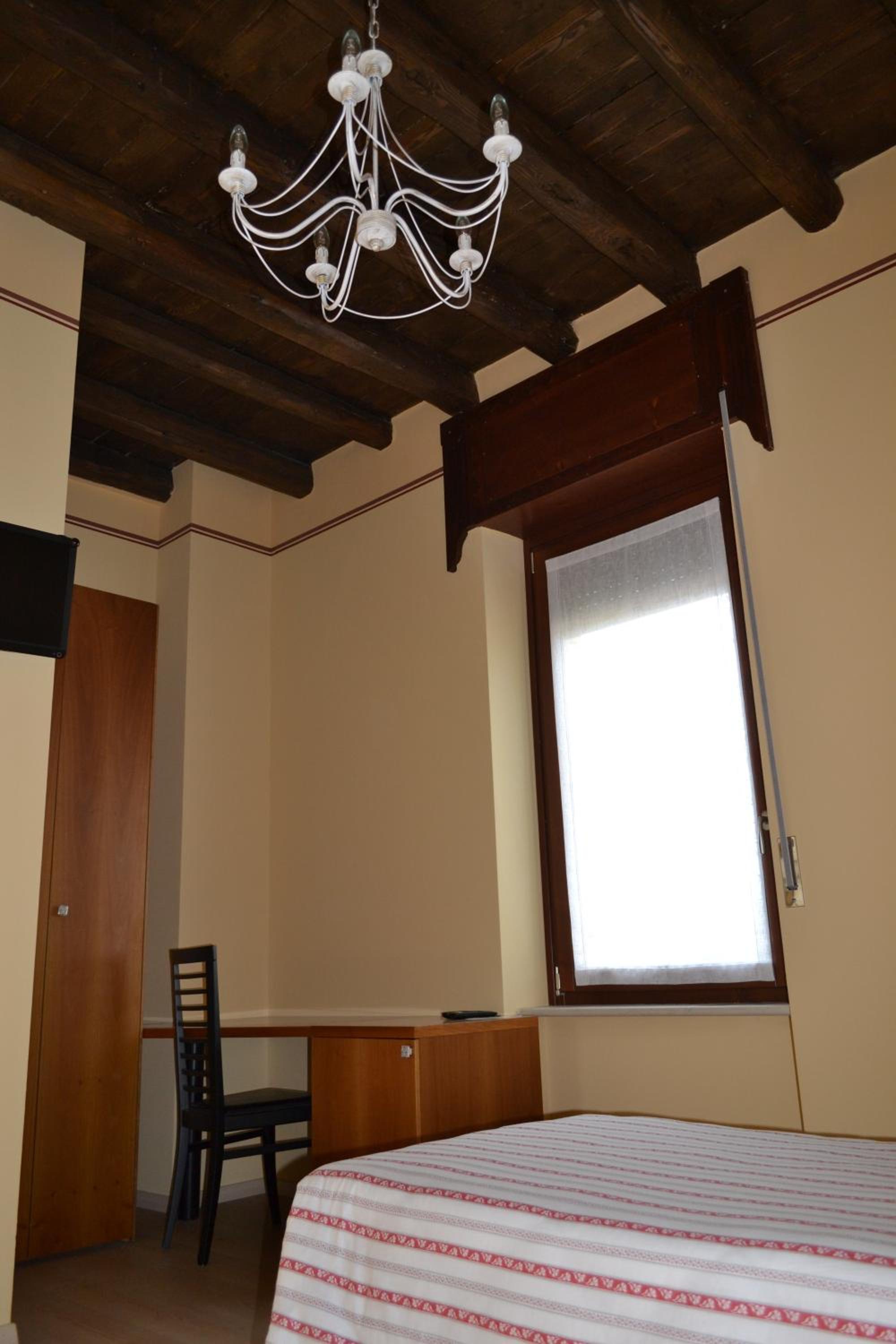 Single Room photo 2