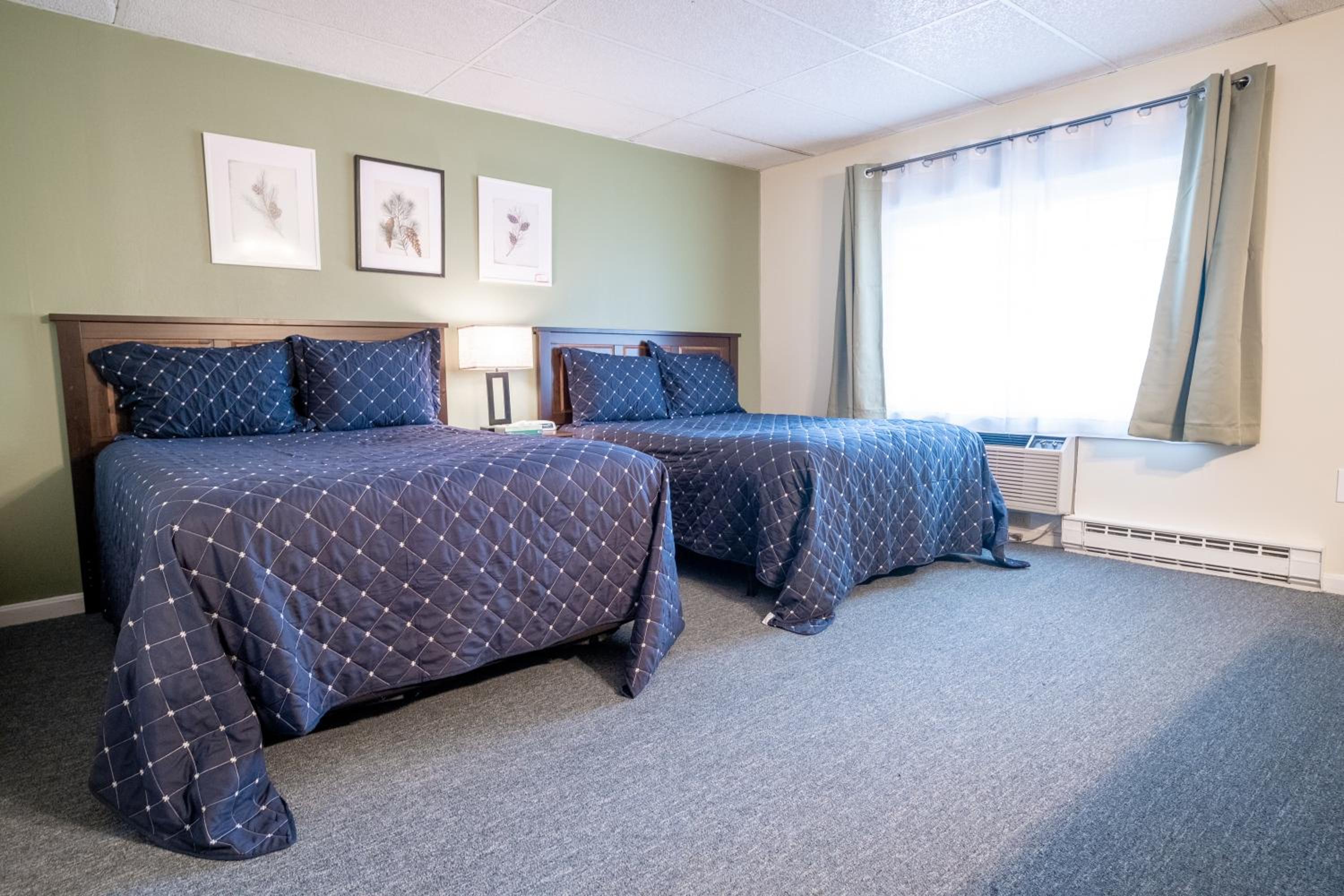 Double Room with Two Double Beds photo 3