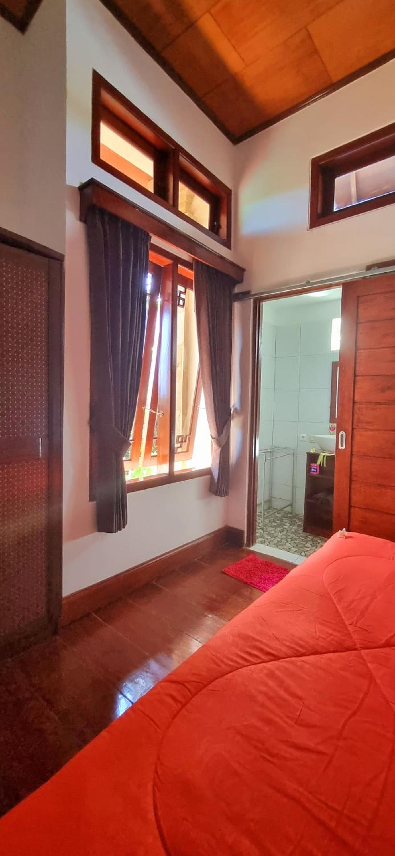 Three-Bedroom Villa - Photo 34