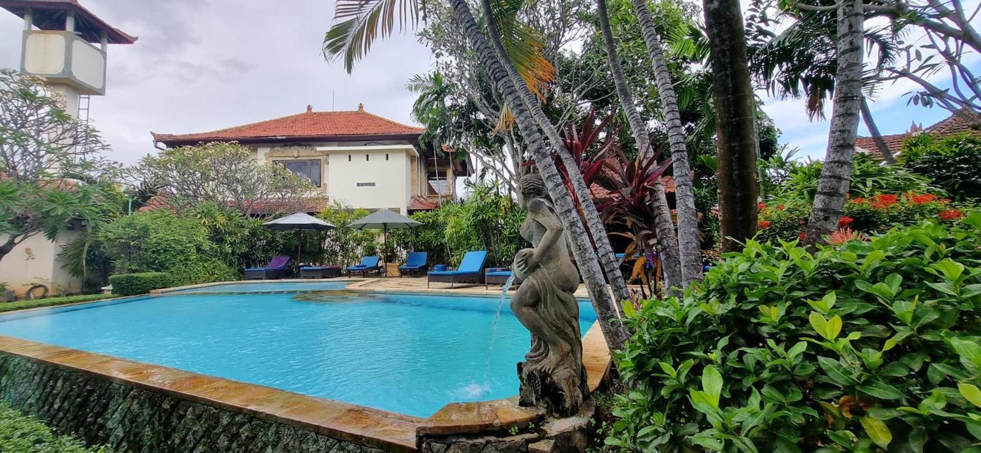 Three-Bedroom Villa - Photo 33