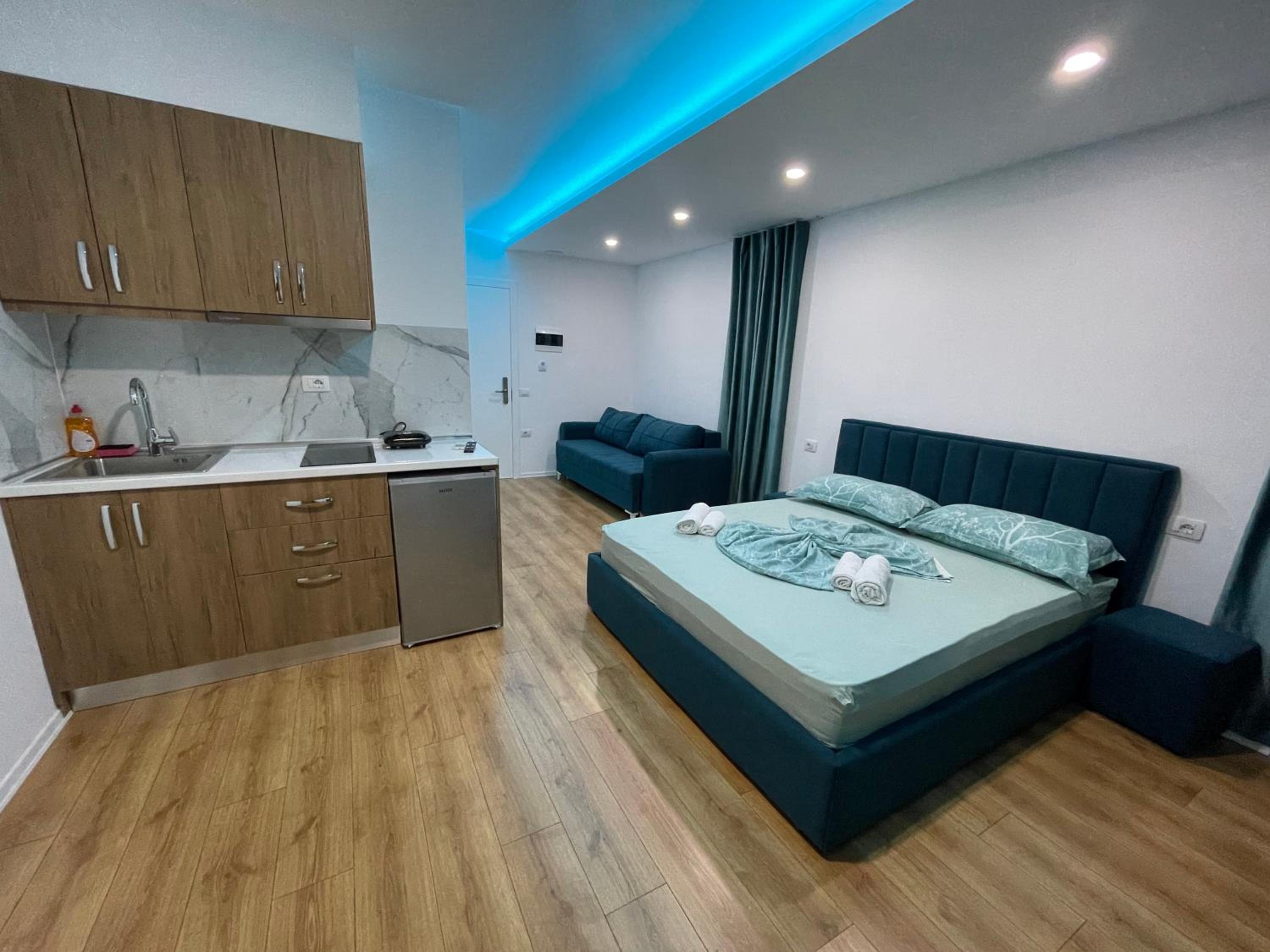 Double Room with Private Bathroom photo 3