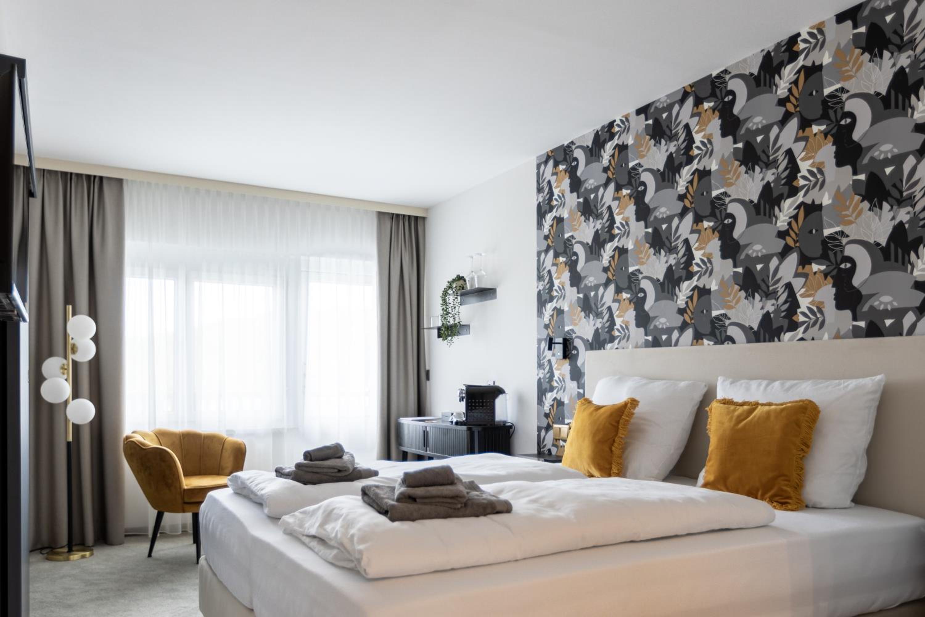 Deluxe Double Room with Balcony photo 1