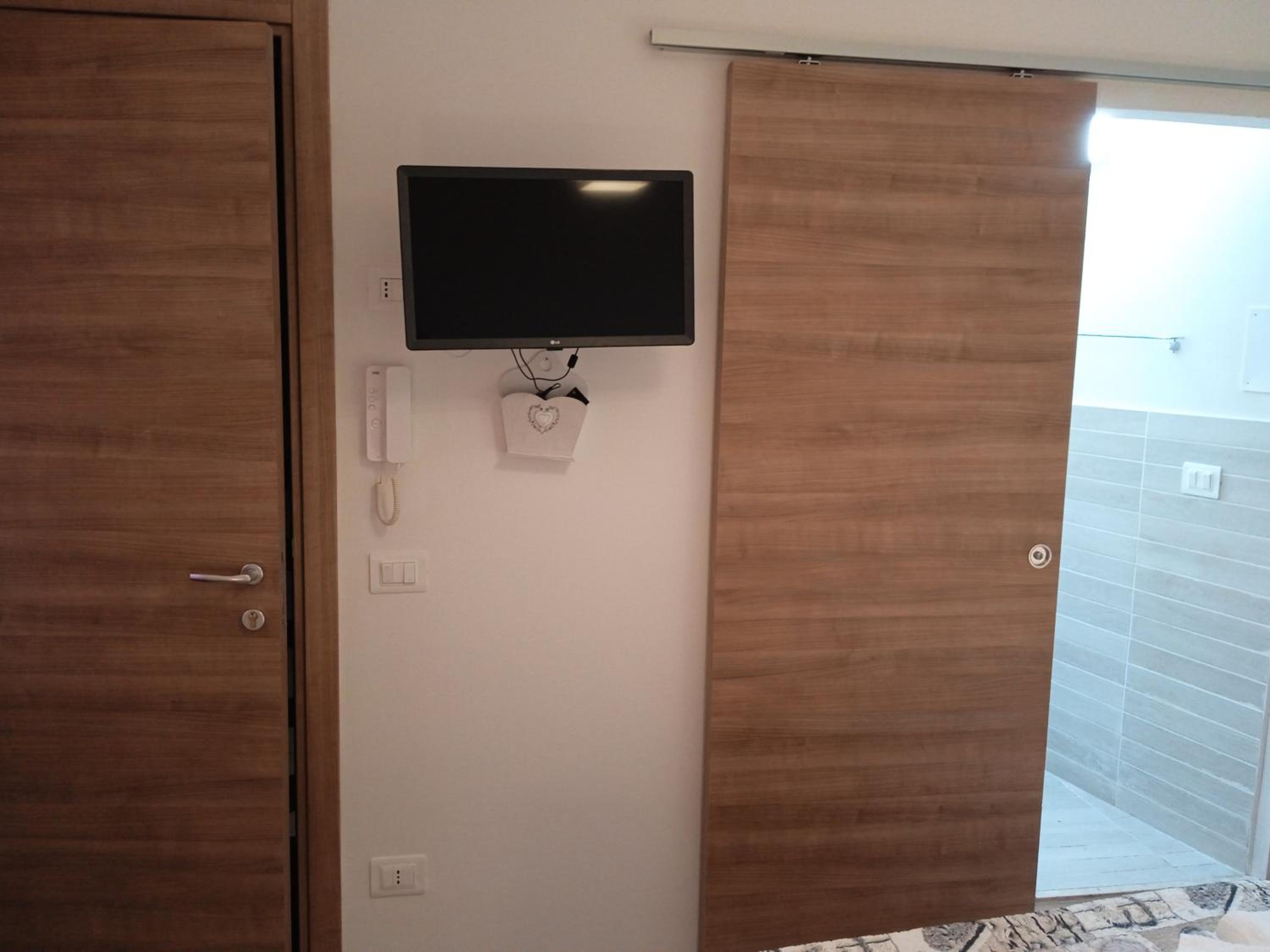 Budget Double Room photo 1