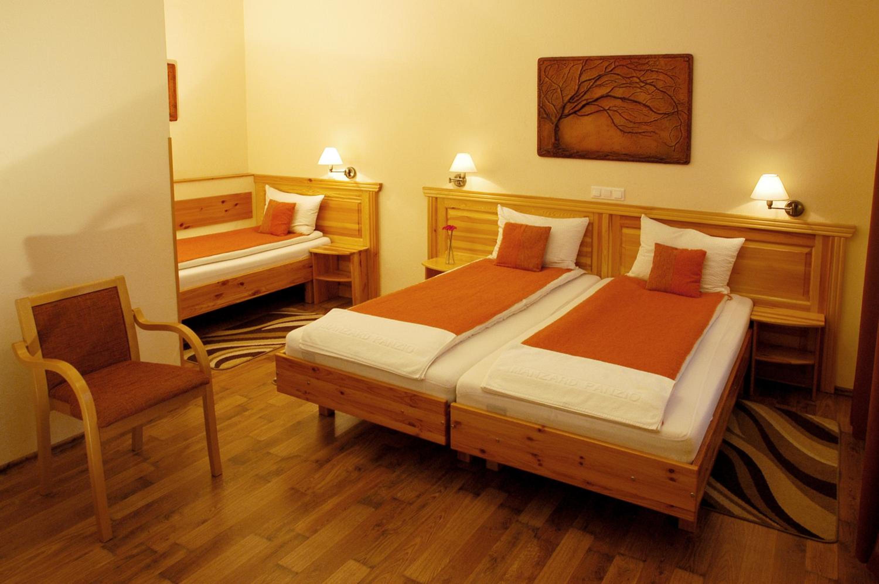 Triple Room - Photo 3