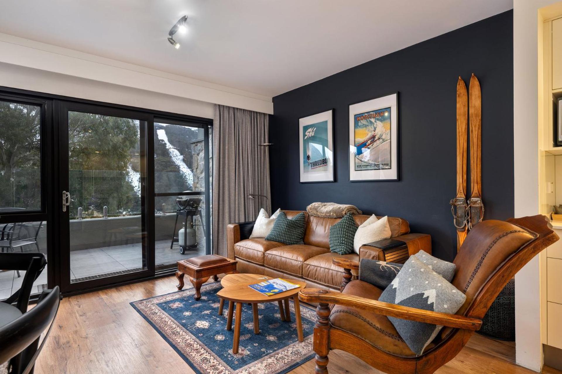 Apartment with Mountain View photo 1