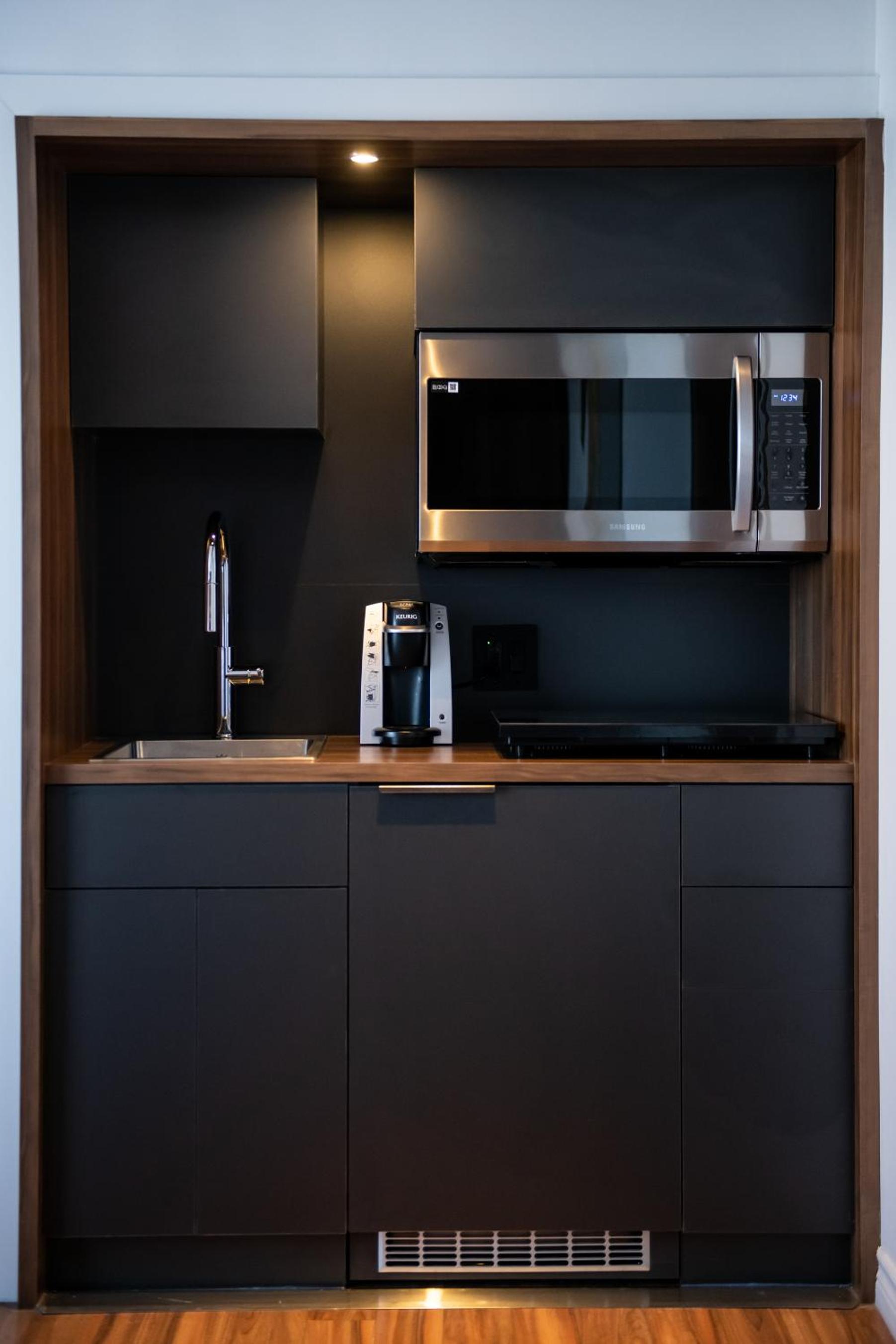Superior King Room - Photo 4