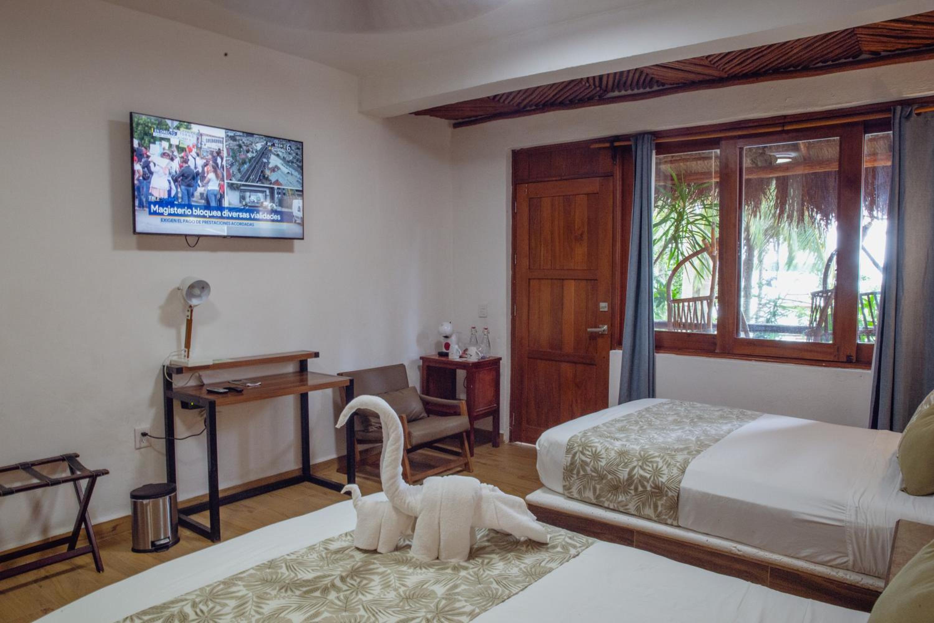 Habitación Doble con Vista al Lago