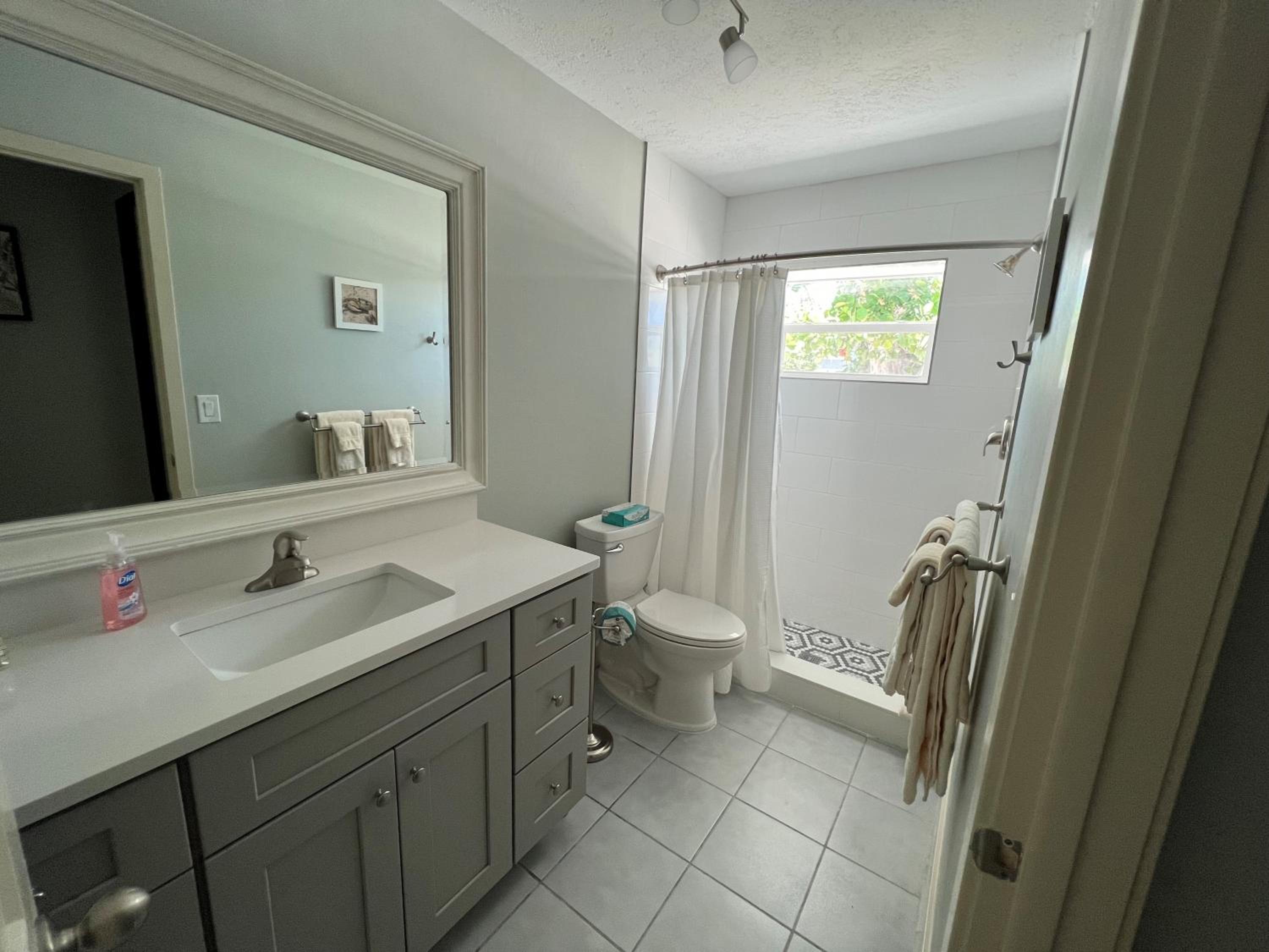 Tarpon Cottage photo 2