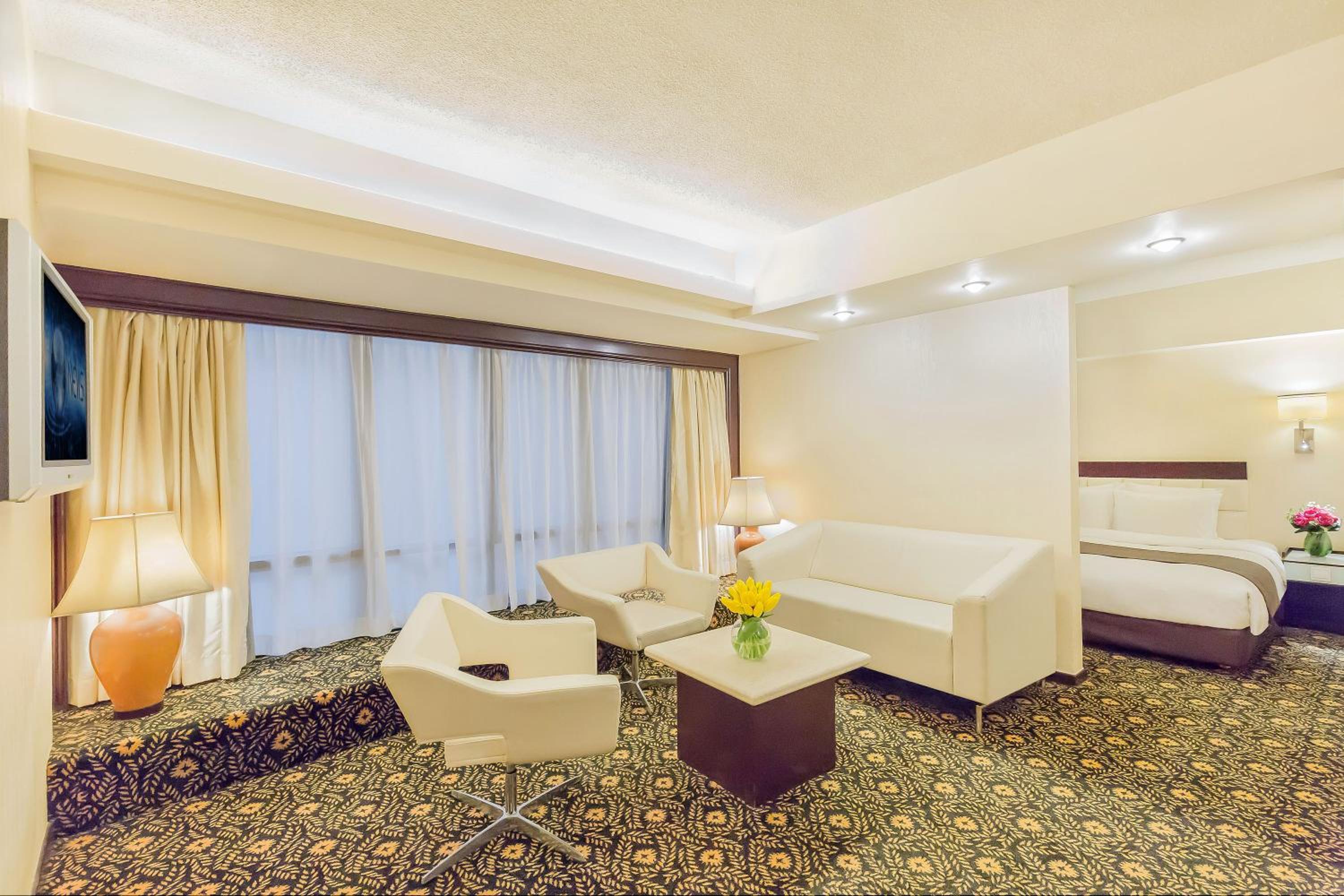 Executive Suite photo 3