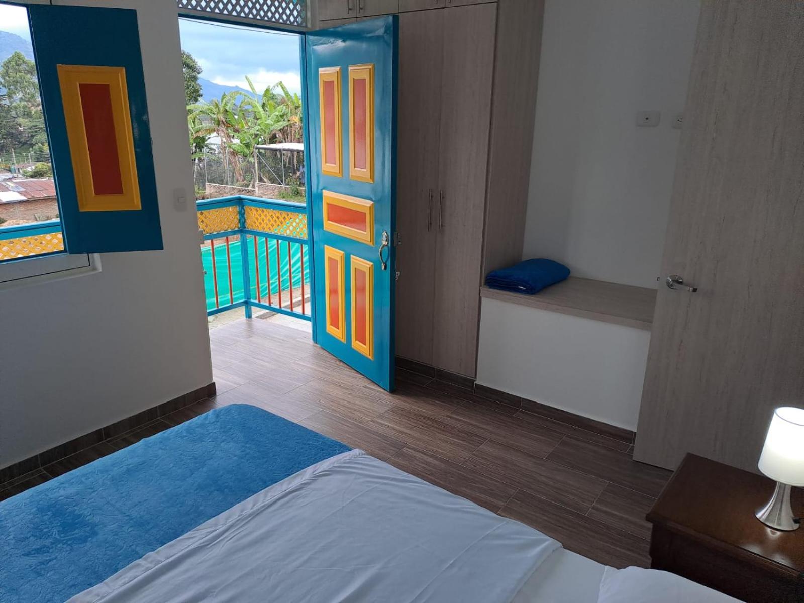 Apartment with Balcony photo 1