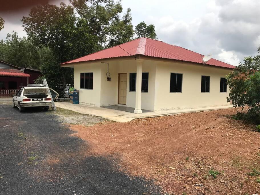 Three-Bedroom House photo 1
