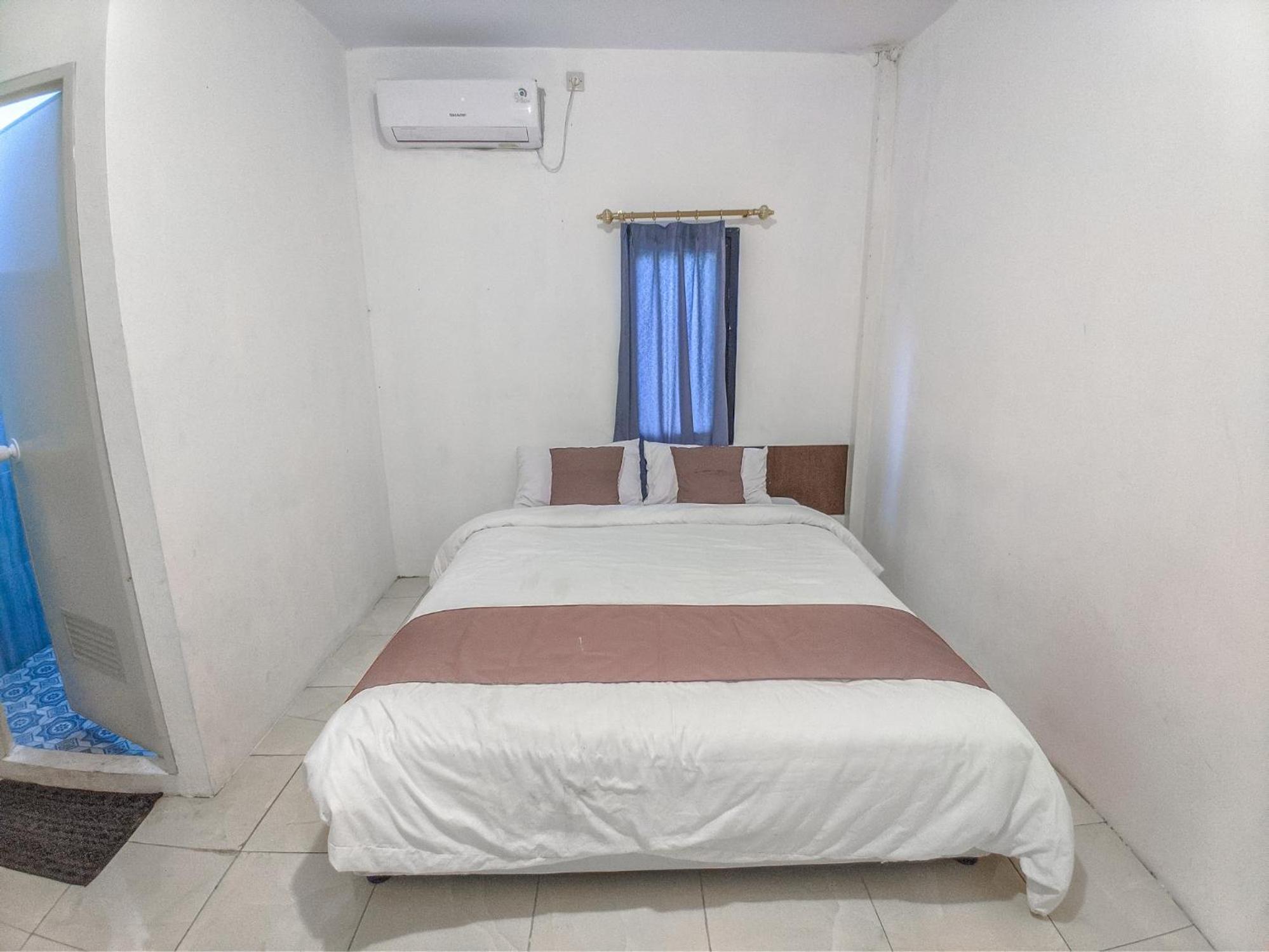 Standard Double Room photo 2
