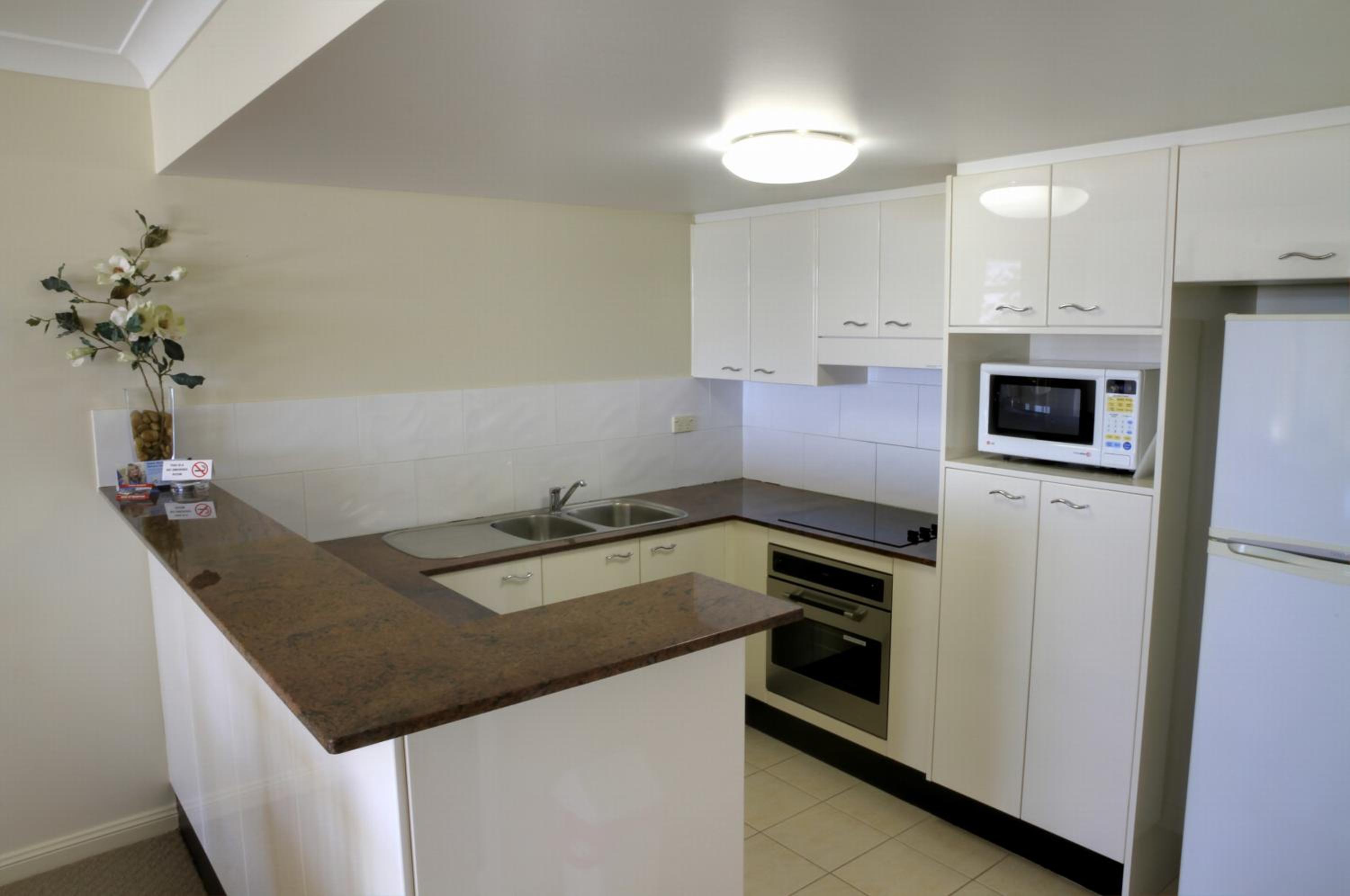 Two-Bedroom Apartment - Water View photo 3