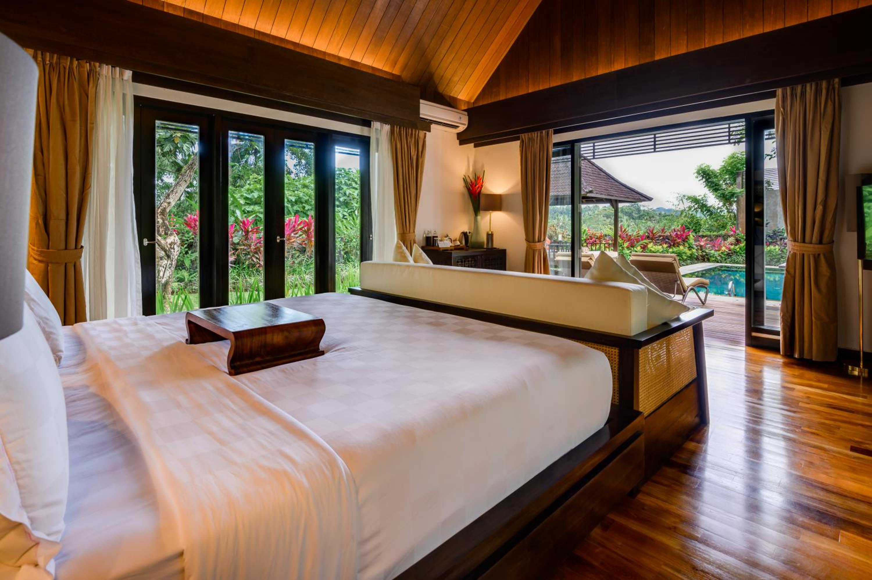Hill View One-Bedroom Villa with Private Pool - Photo 1