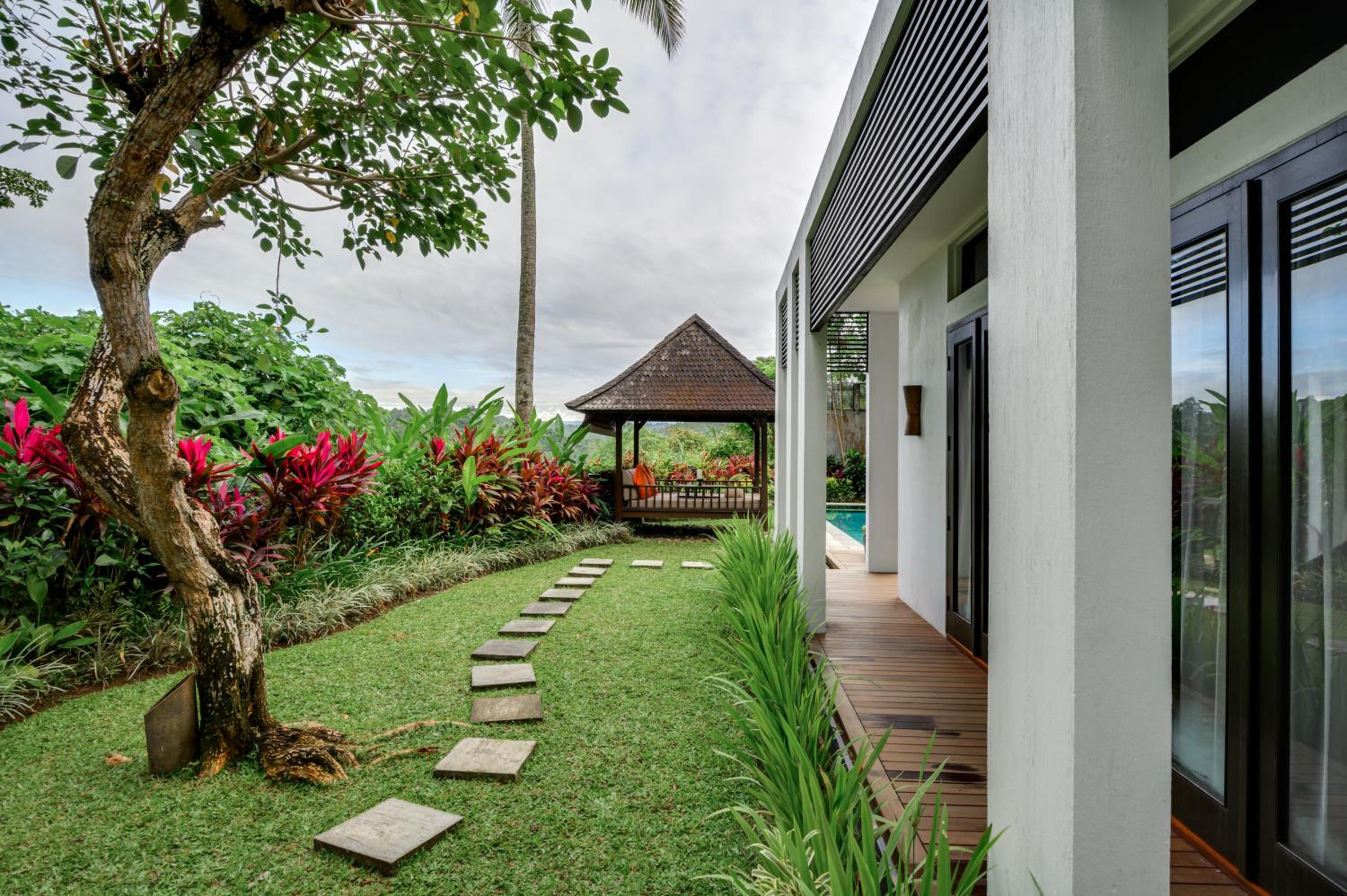 Hill View One-Bedroom Villa with Private Pool - Photo 4