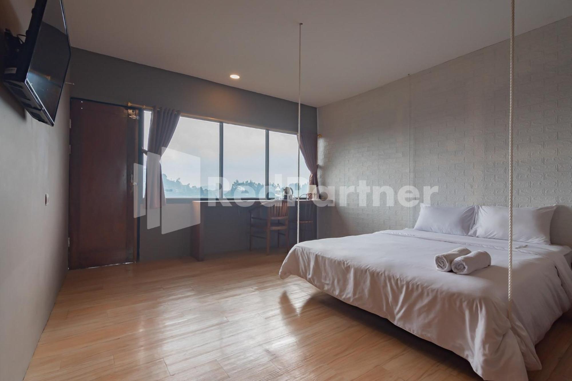 Suite - Photo 3