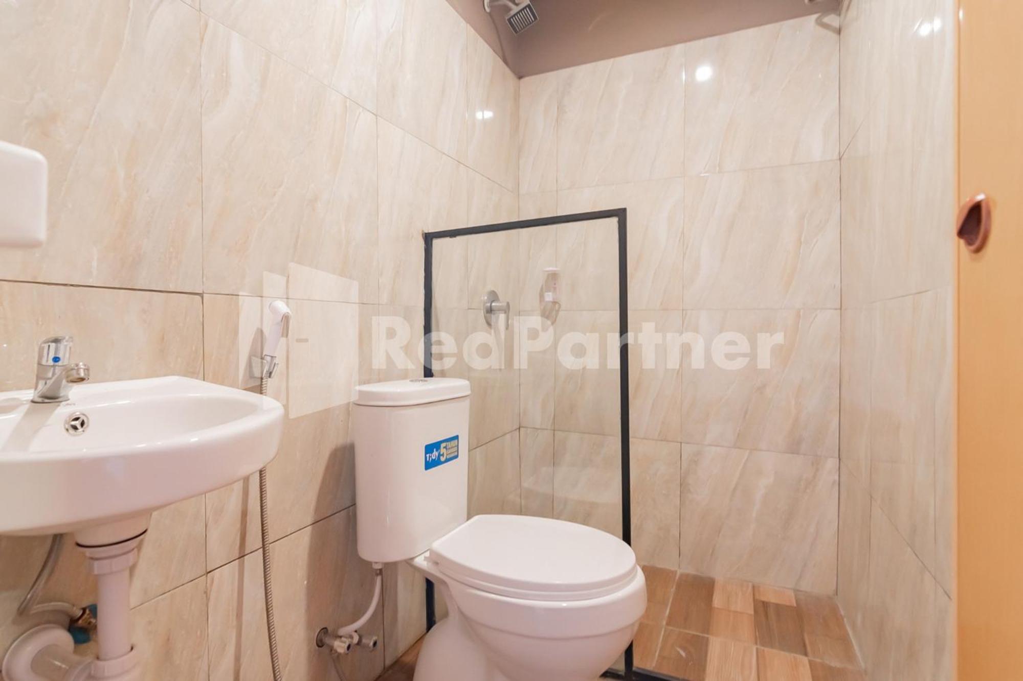 Suite - Photo 8