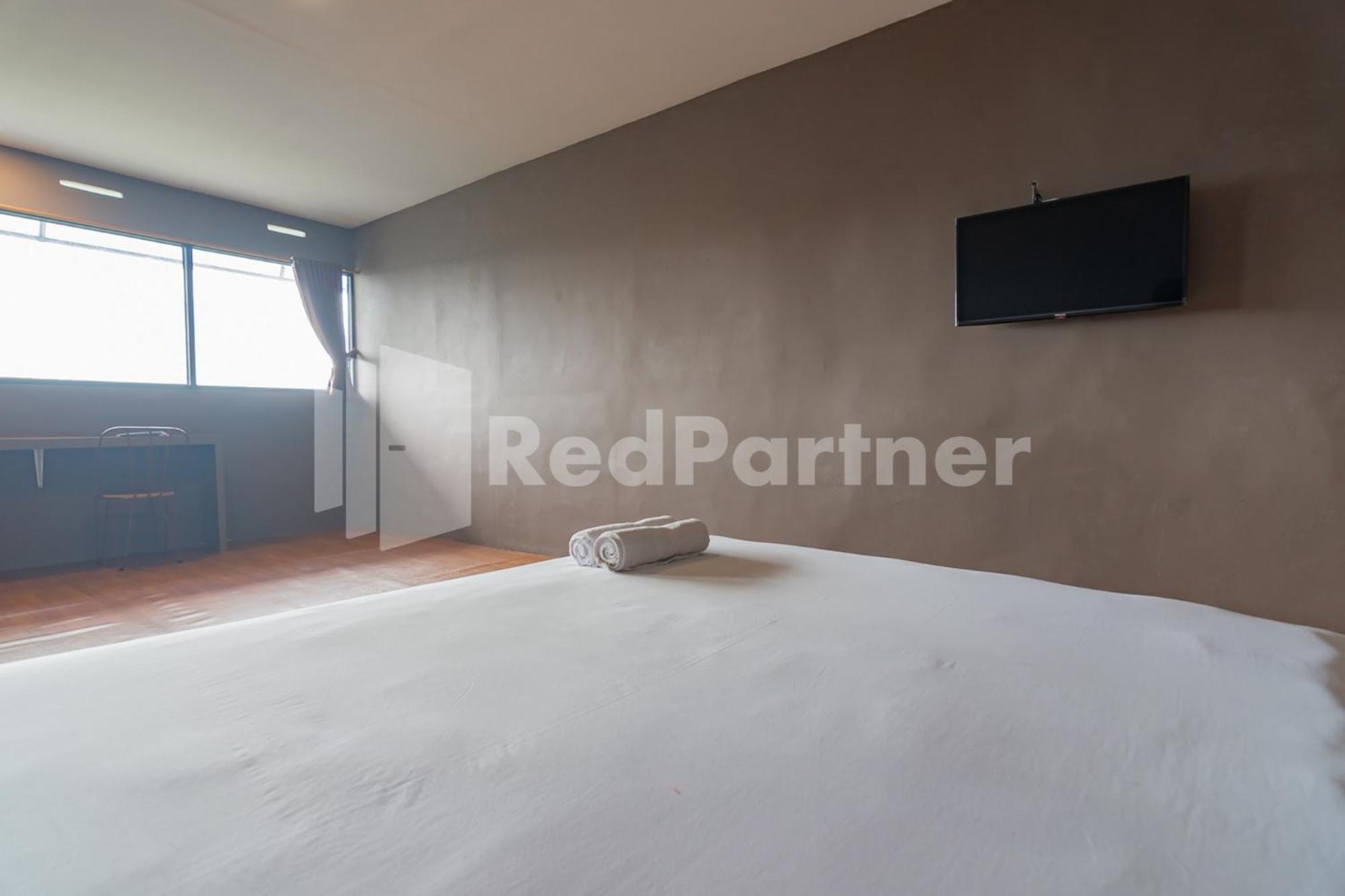 Deluxe Room - Photo 4