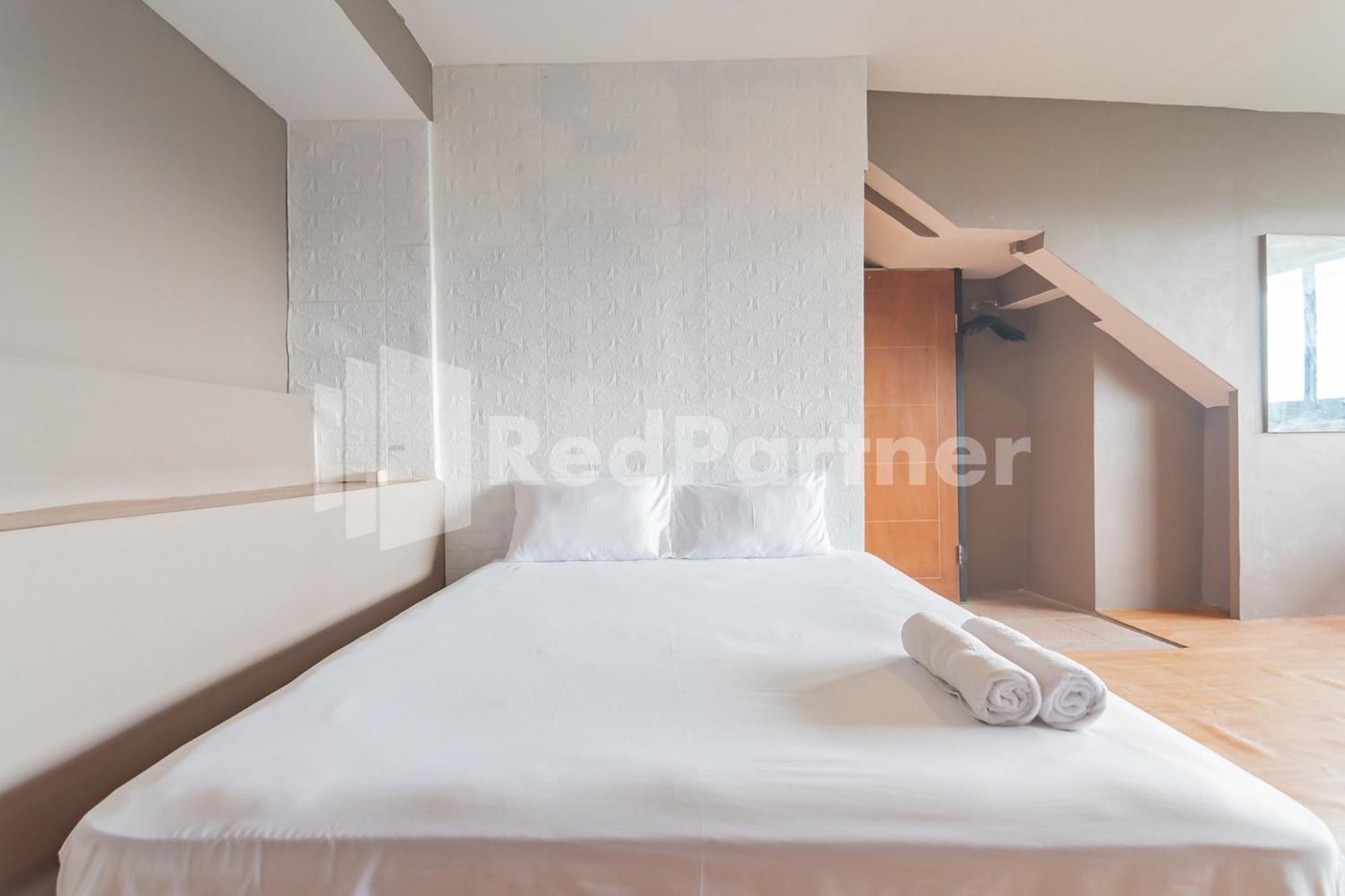 Deluxe Room - Photo 5