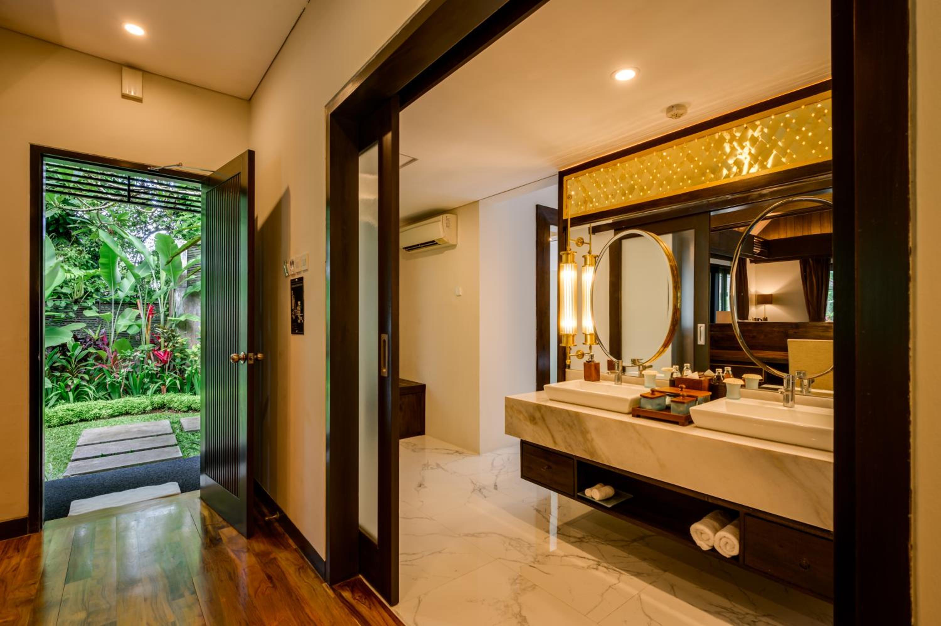 Hill Side One-Bedroom Villa with Private Pool  - Photo 9