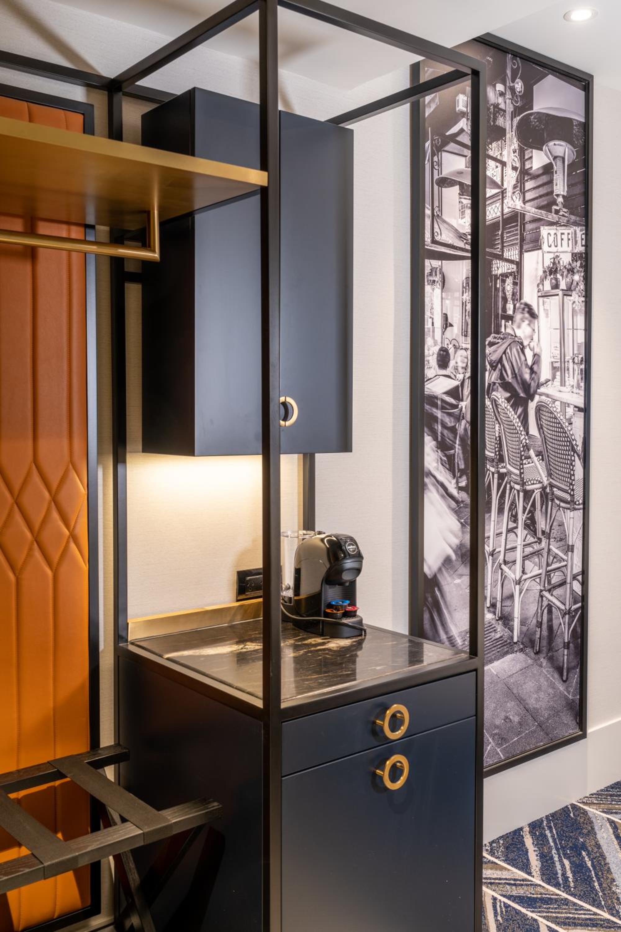 Diva Suite - Includes Executive Lounge Access