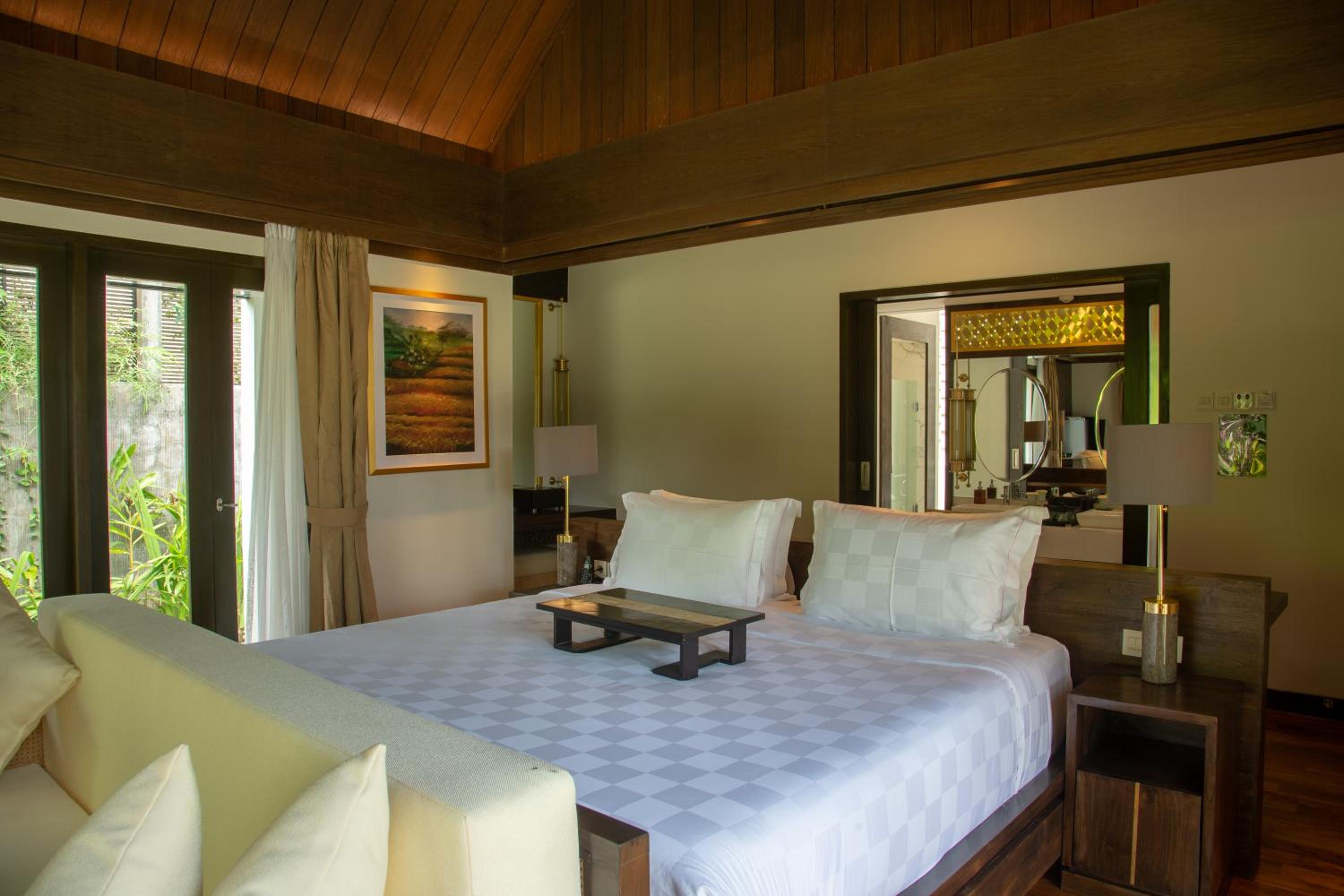 Two-Bedroom Villa with Private Pool - Photo 4