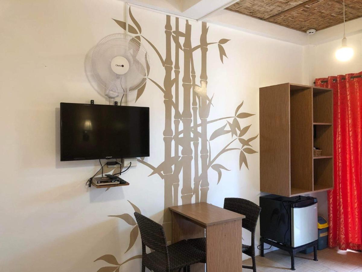 Double Room - Photo 11