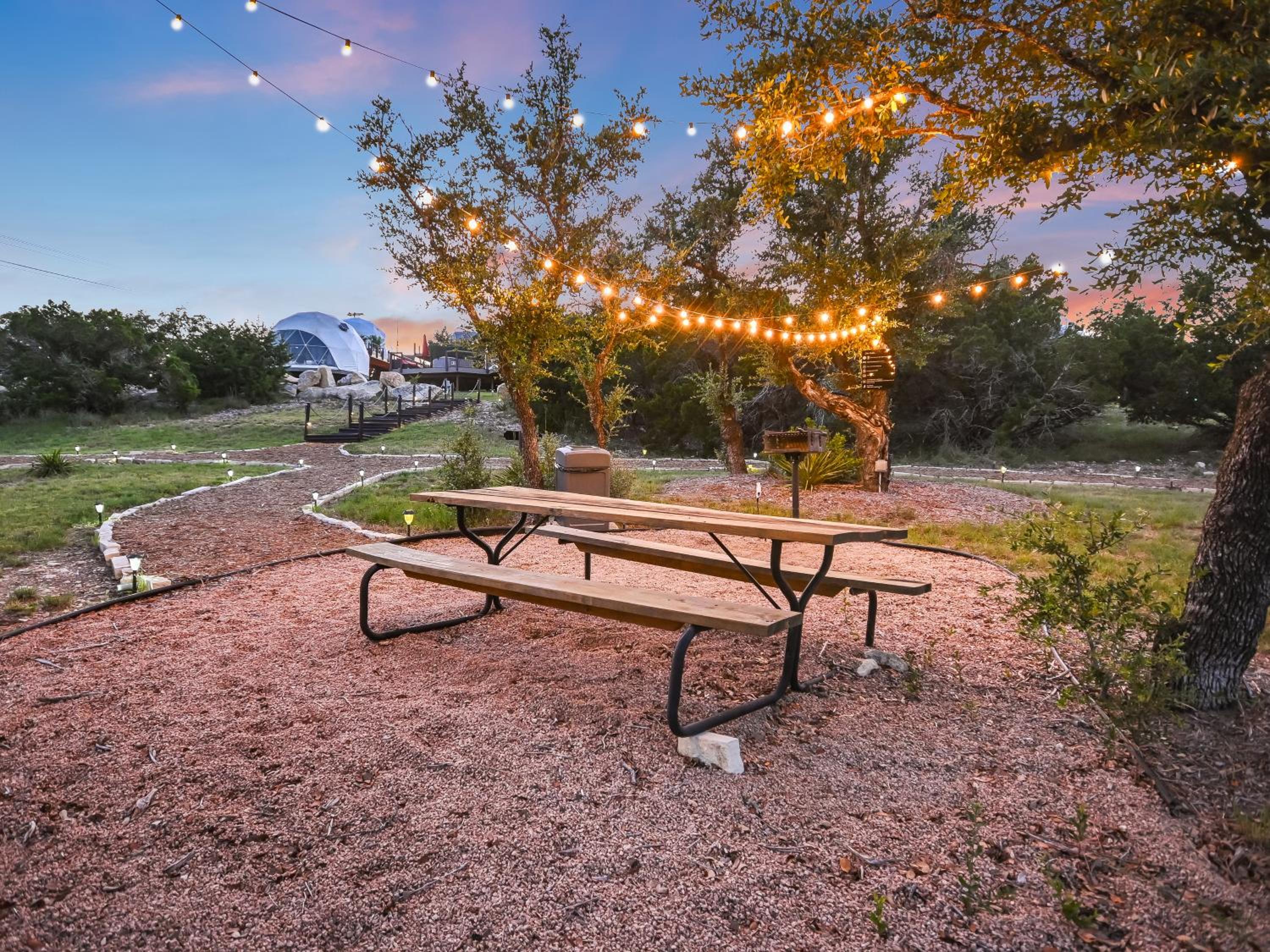 Deluxe-ADA Tent - Photo 25