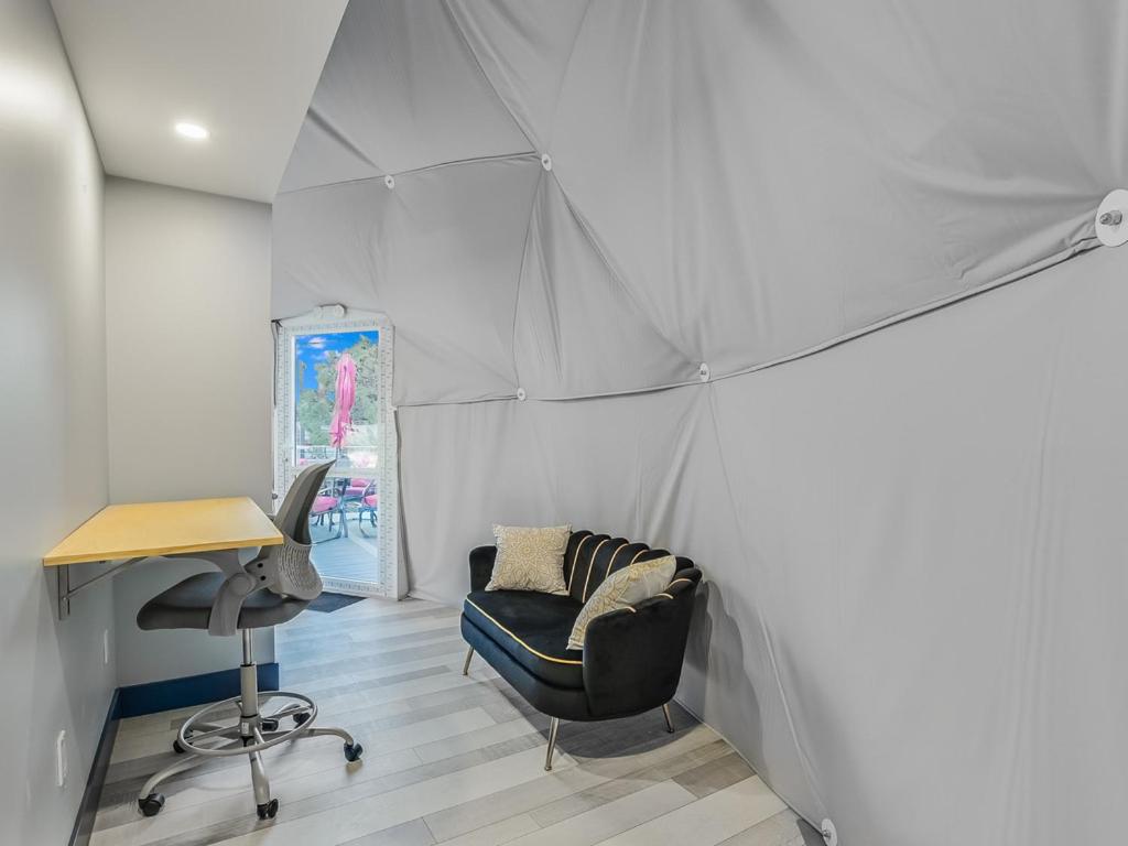 Ultra-Lux Tent - Photo 12