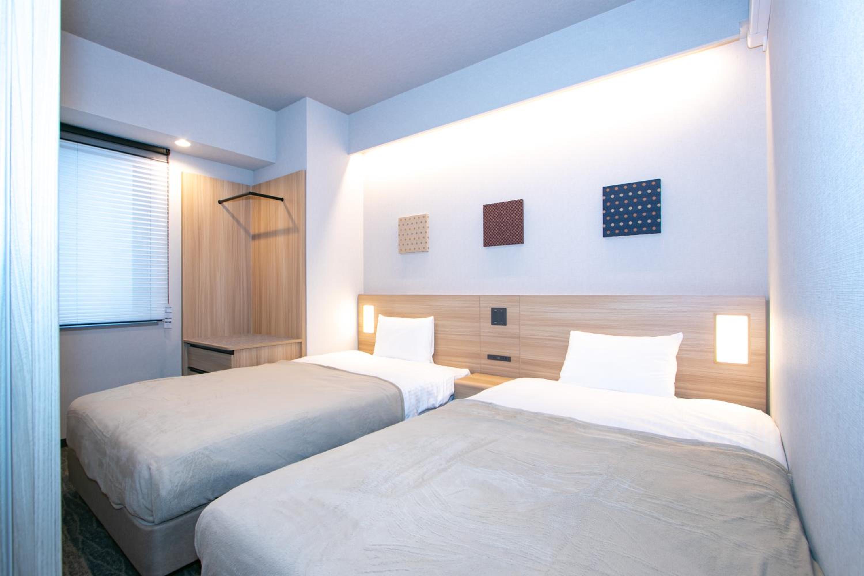 Deluxe Family Suite photo 2