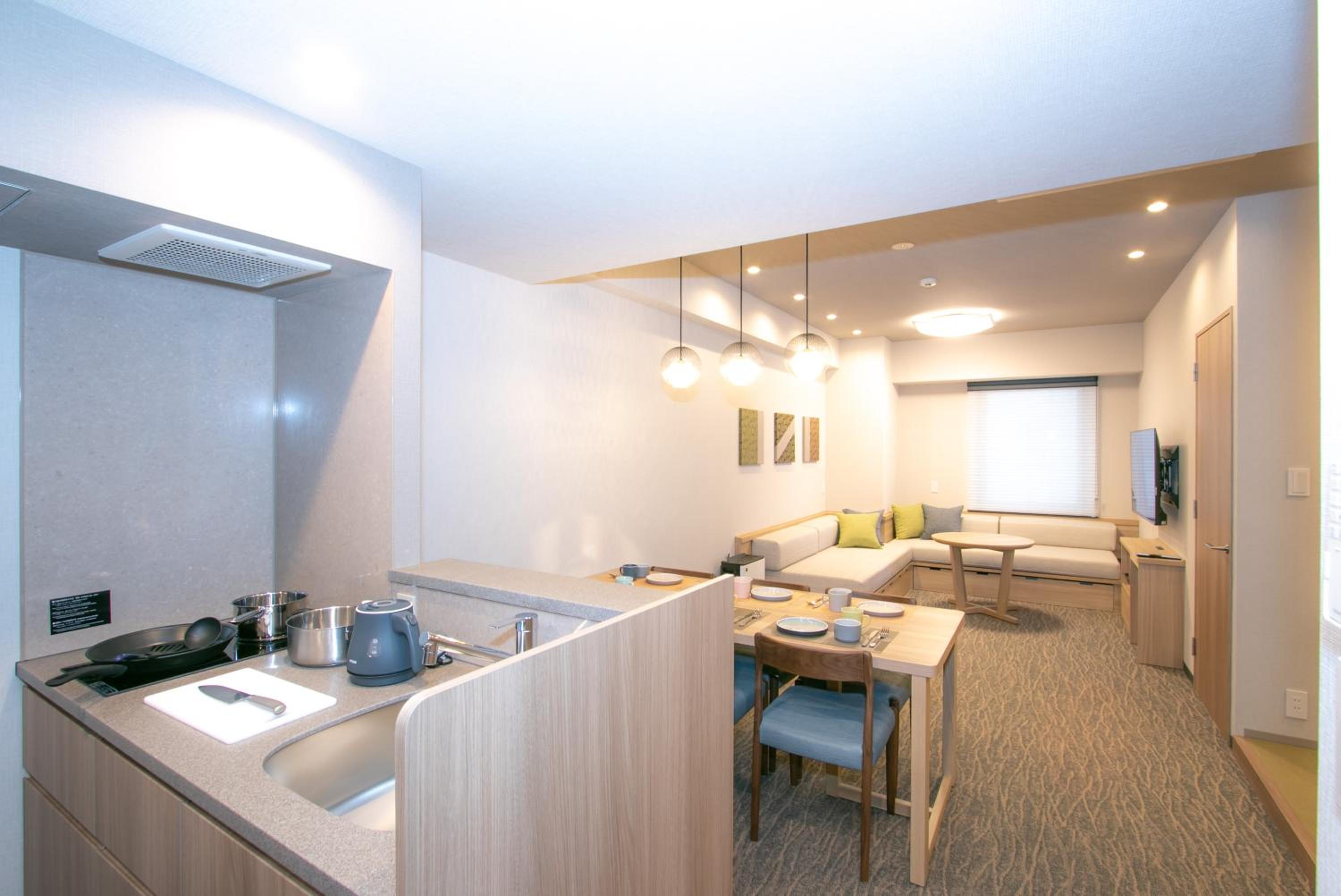 Deluxe Family Suite photo 3