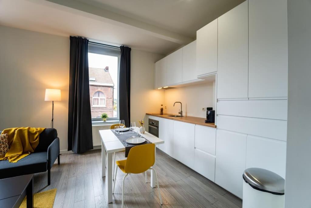 One-Bedroom Apartment photo 3