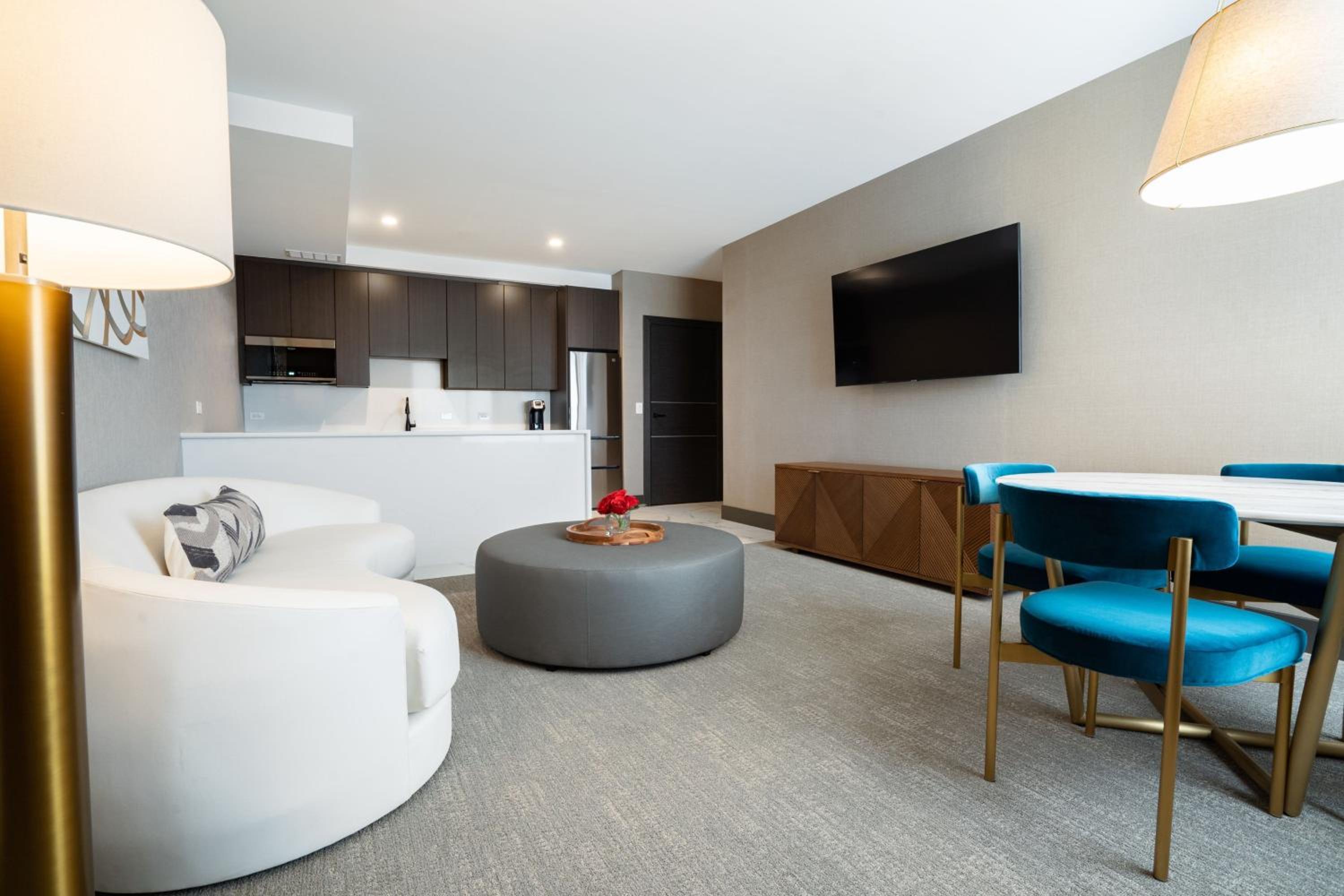 One-Bedroom King Suite with Sofa Bed - Photo 1