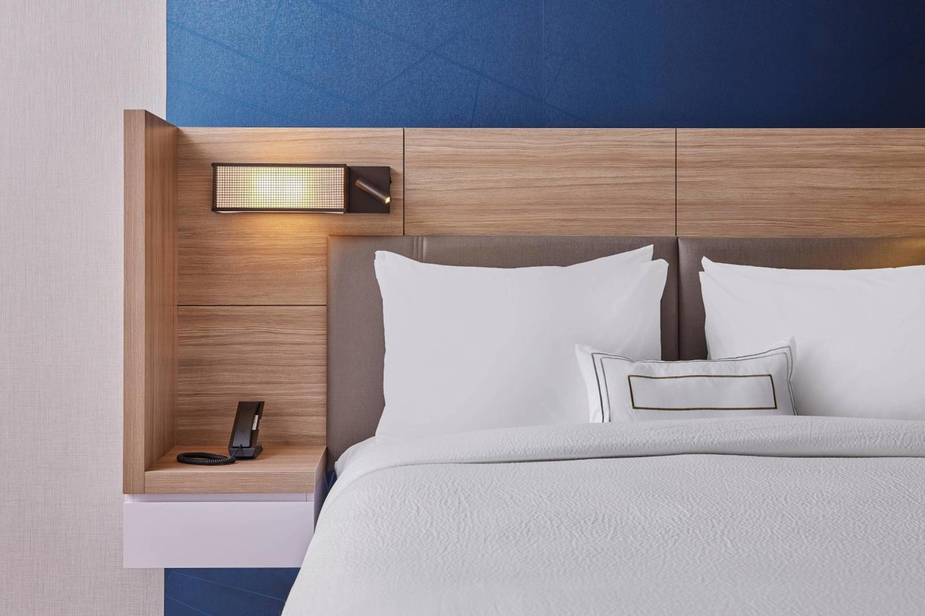 King Suite with Trundle Bed - Photo 3
