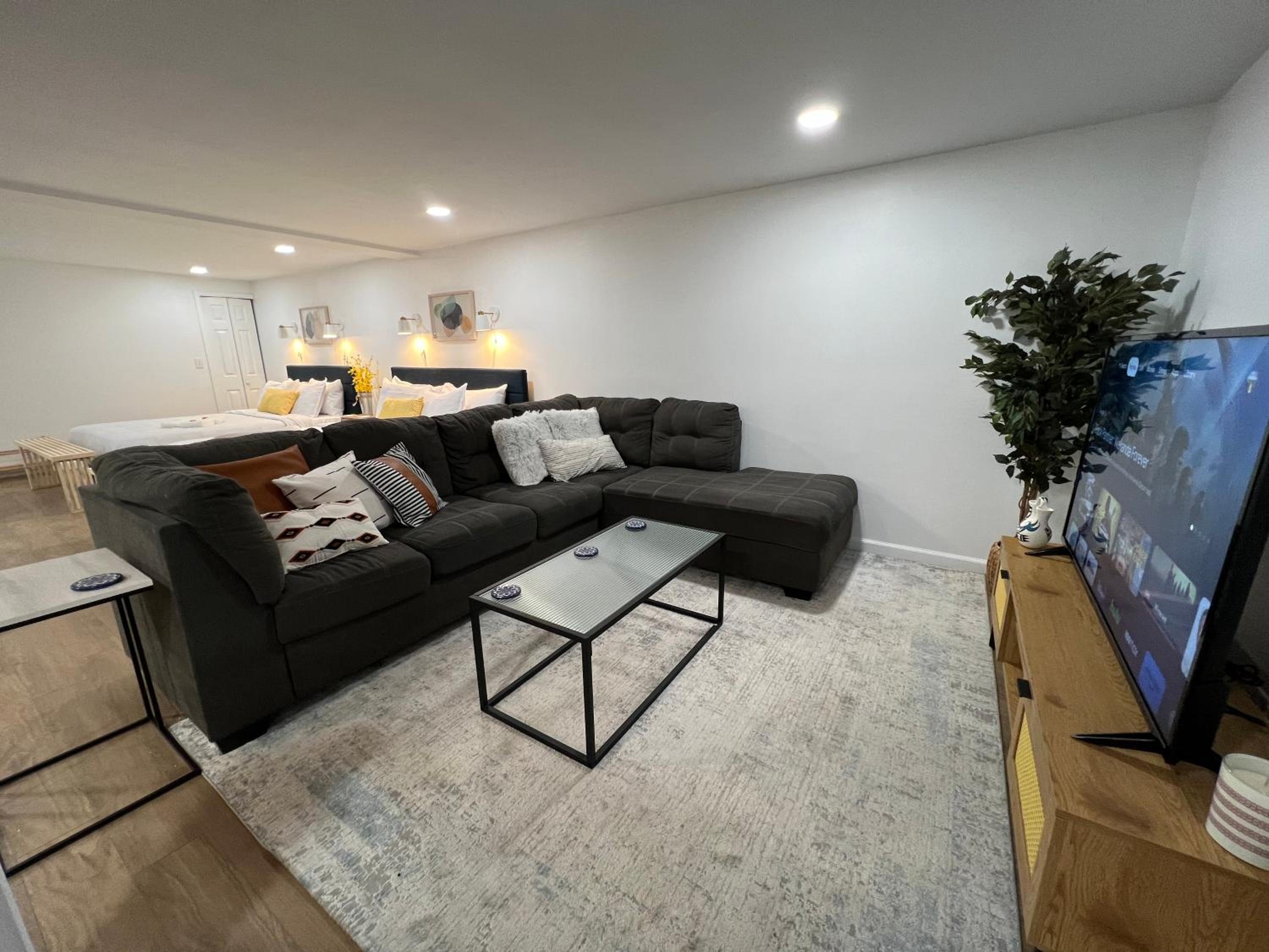 Studio Apartment photo 3
